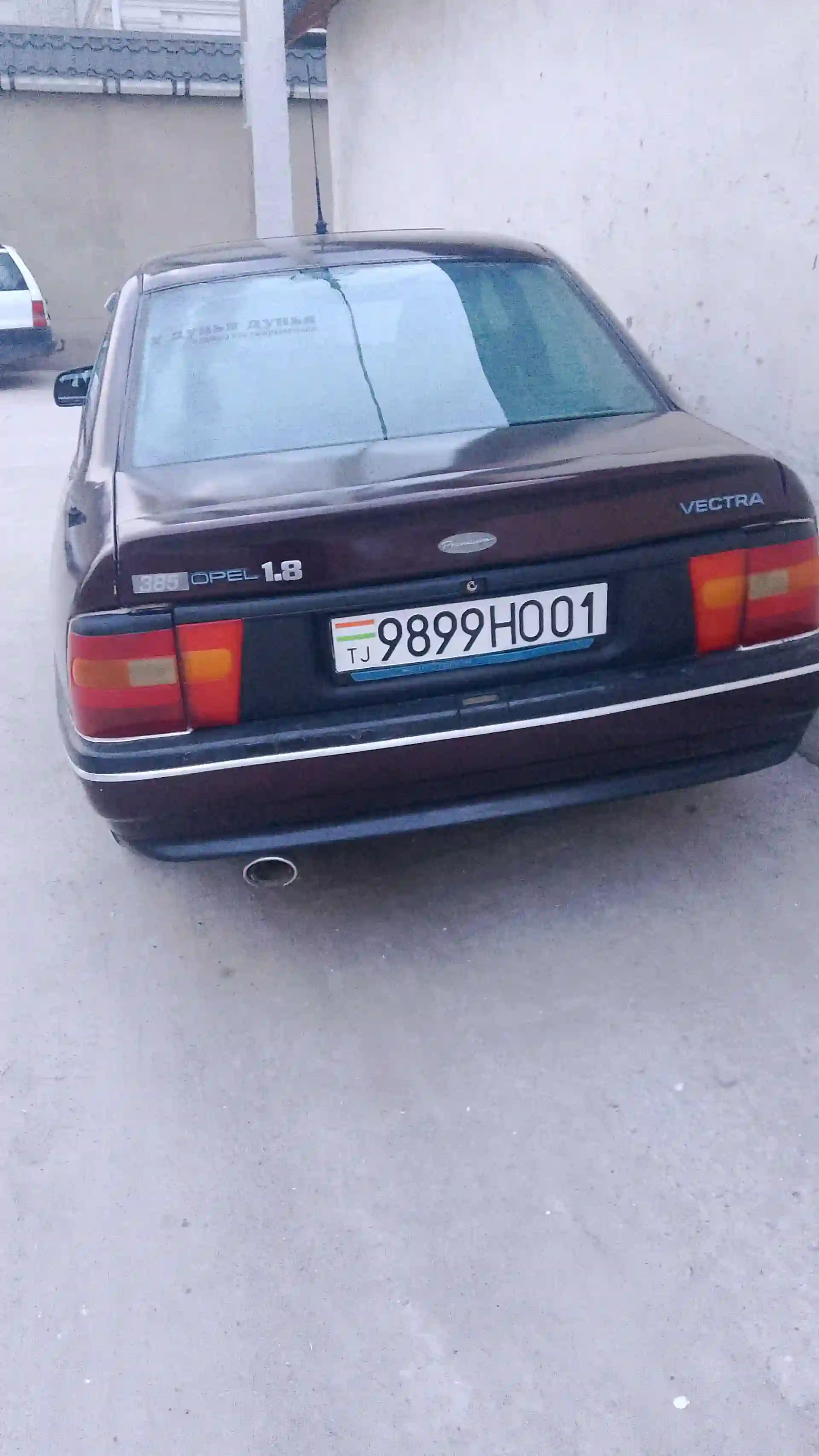 Opel Vectra a 1990