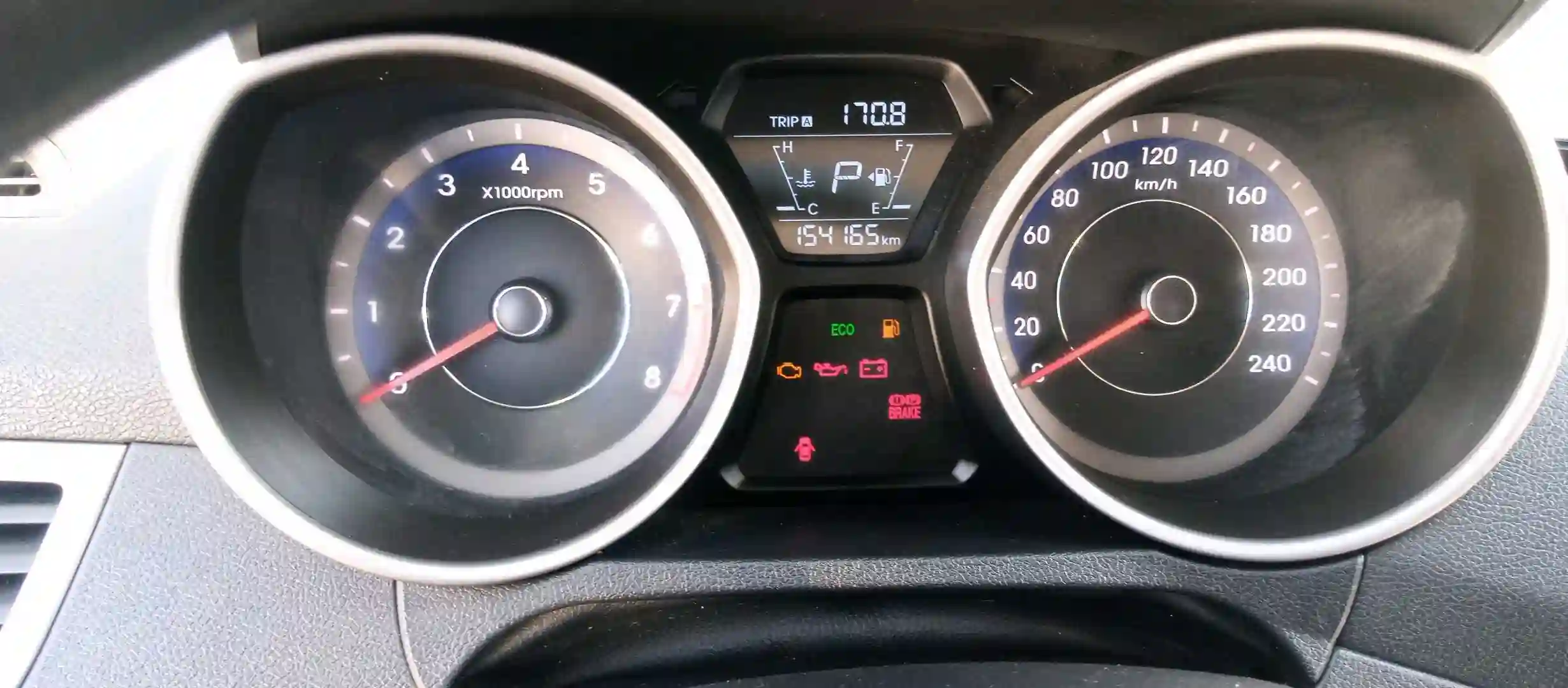 Hyundai Avante 2014