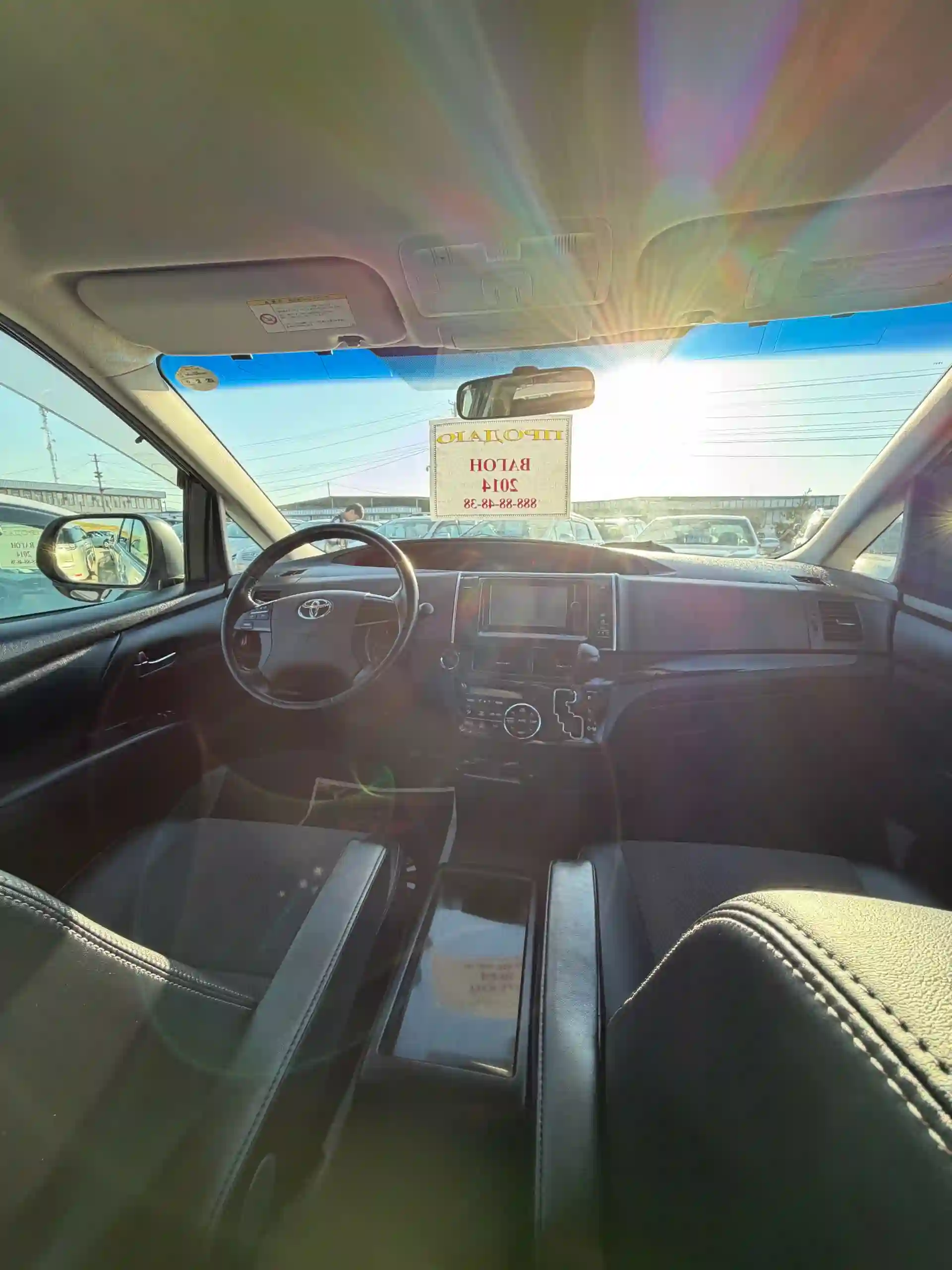 Toyota Estima 2014
