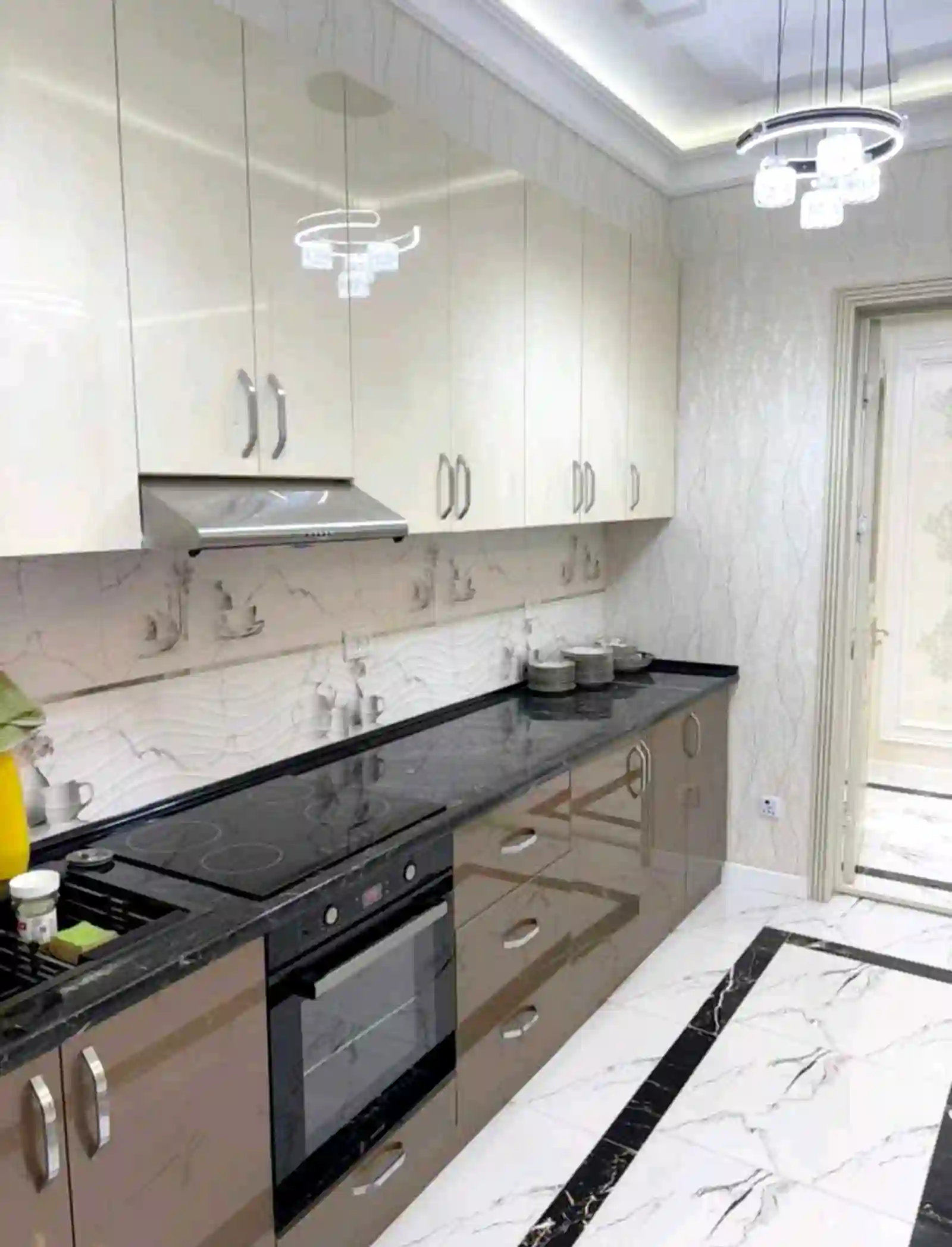2-к квартира, 13 этаж, 94 м², Шохмансур