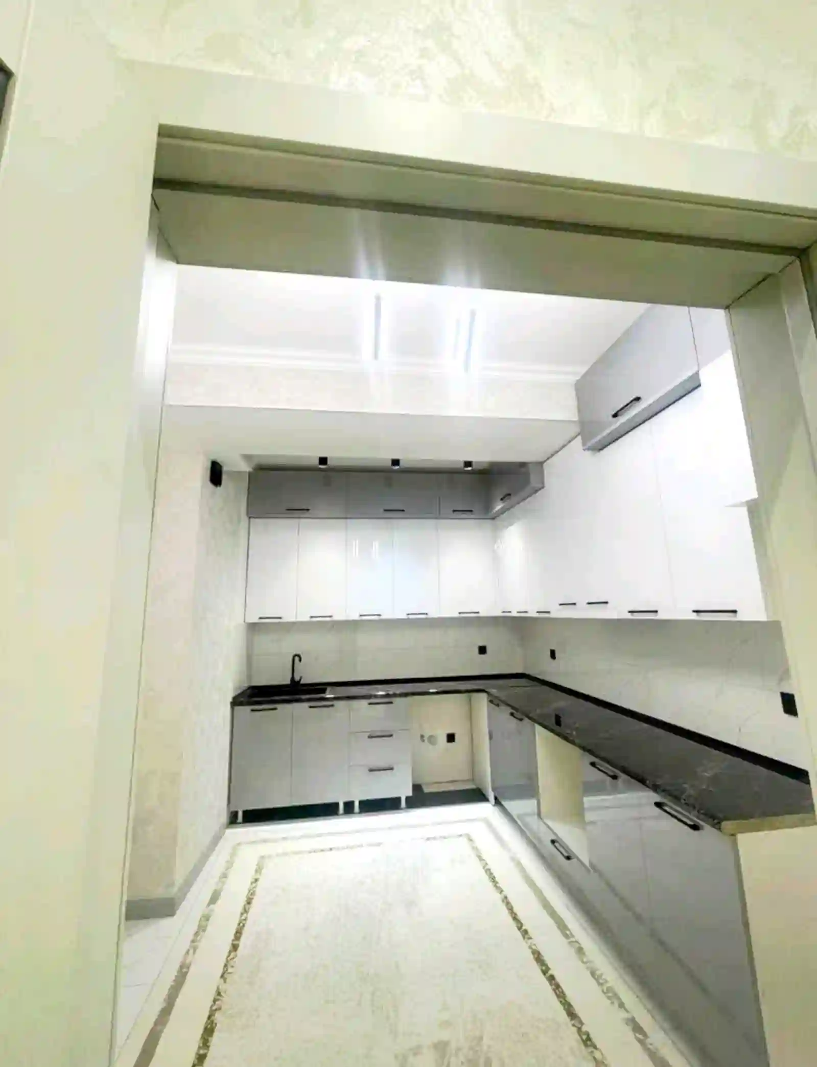 2-к квартира, 8 этаж, 76 м², Сино
