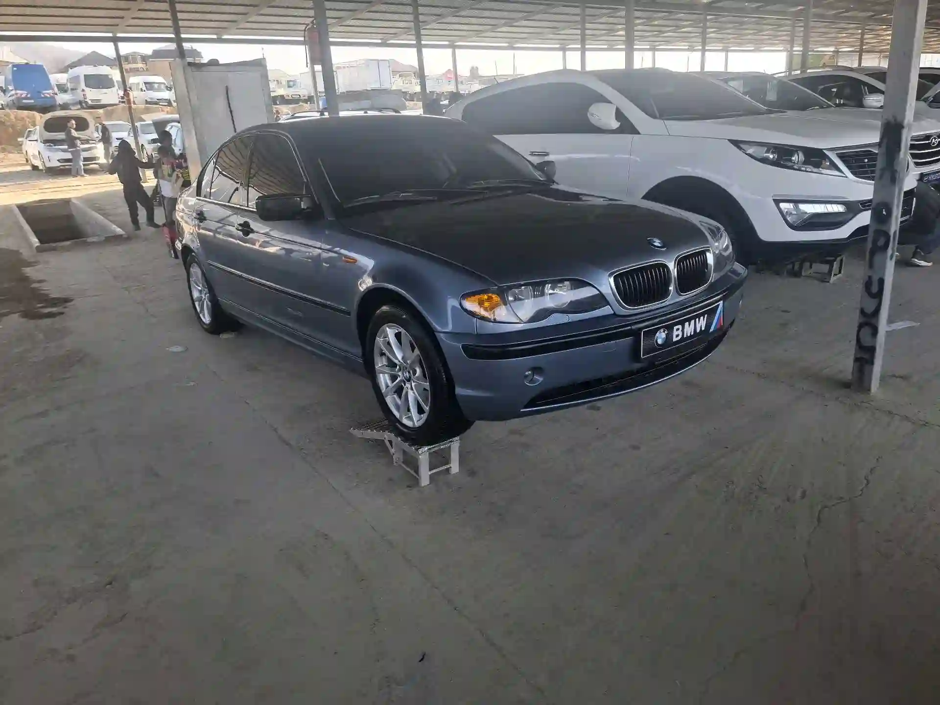 BMW 3 series 2003