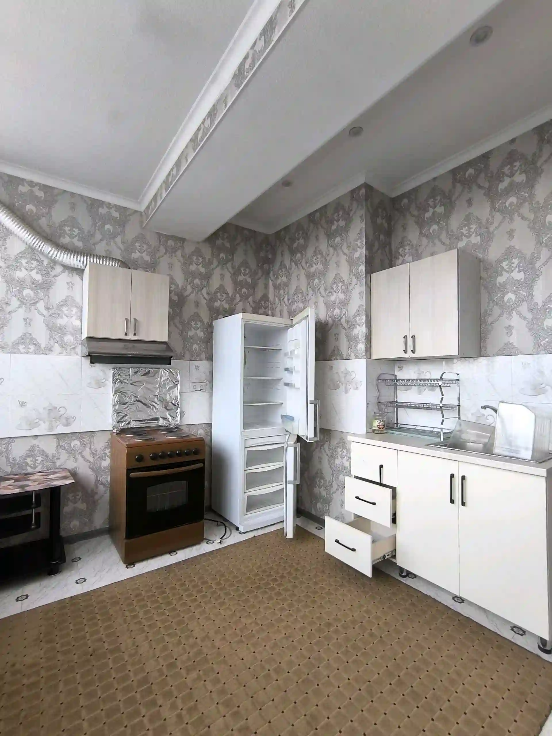 3-к квартира, 13 этаж, 104 м², Шохмансур