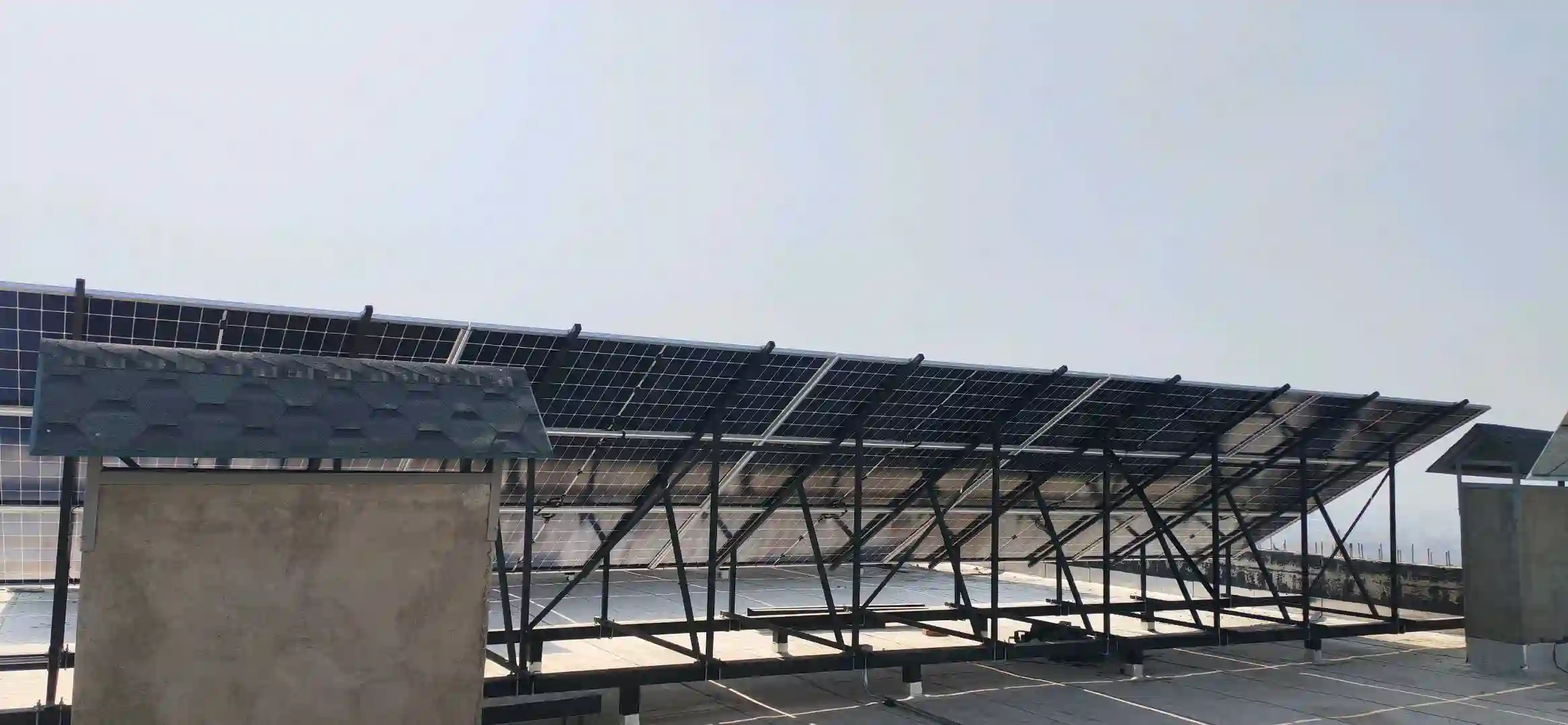 Солнечный панель / Панелхои офтоби