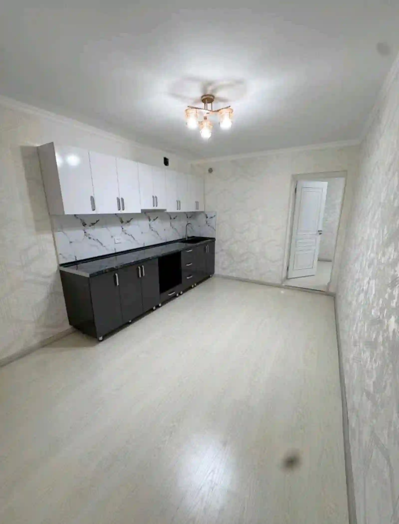 2-к квартира, 1 этаж, 70 м², Фирдавси