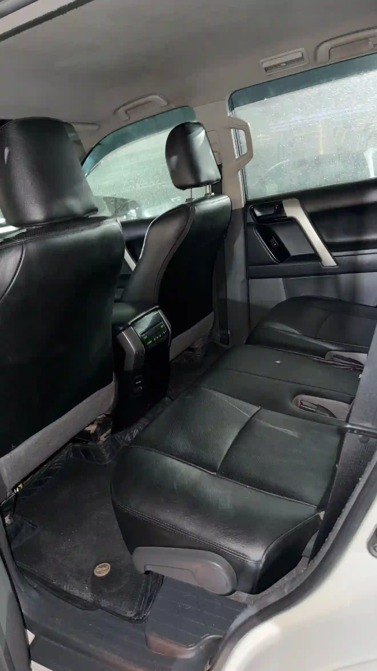 Toyota Land cruiser prado 2011