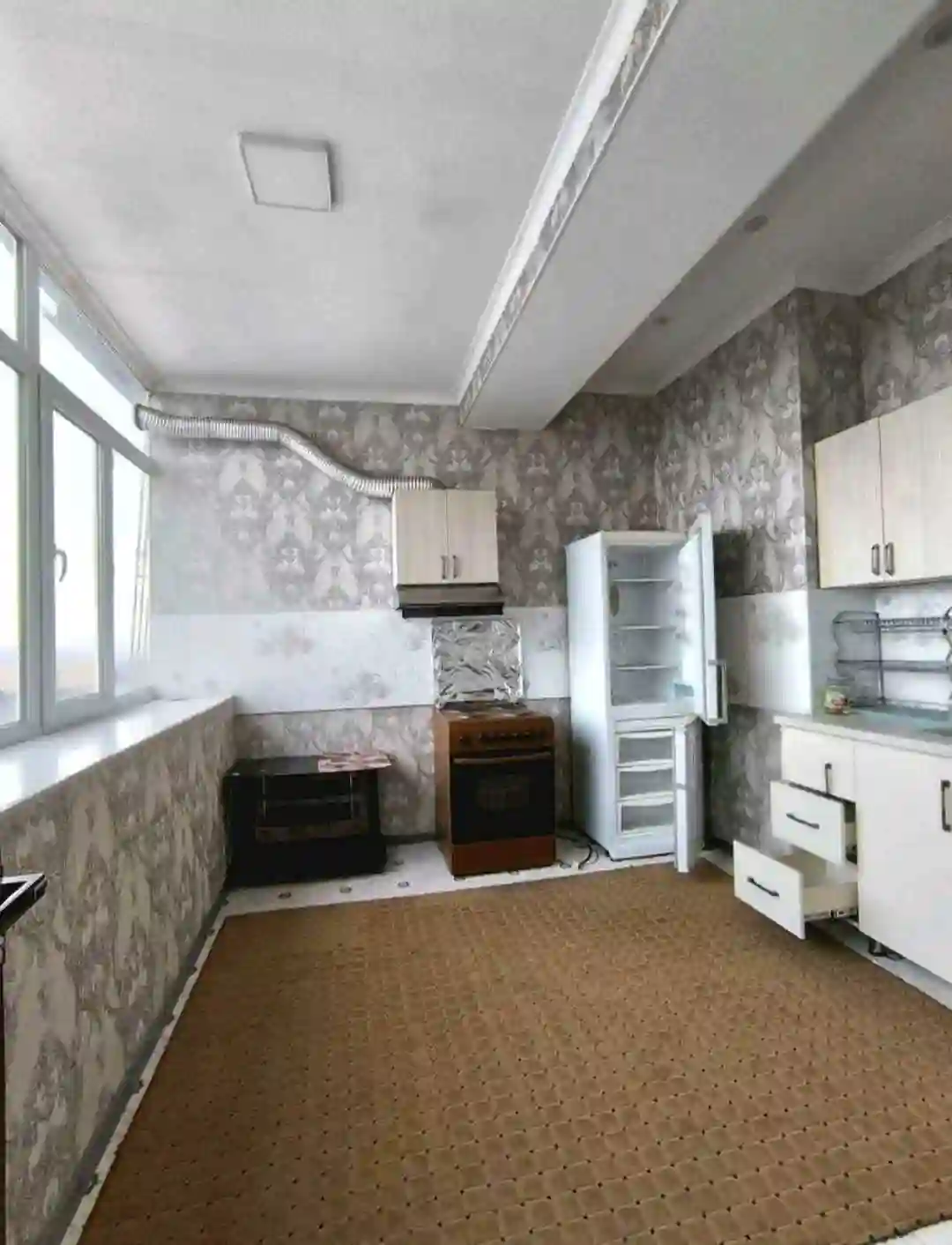 3-к квартира, 12 этаж, 104 м², Шохмансур
