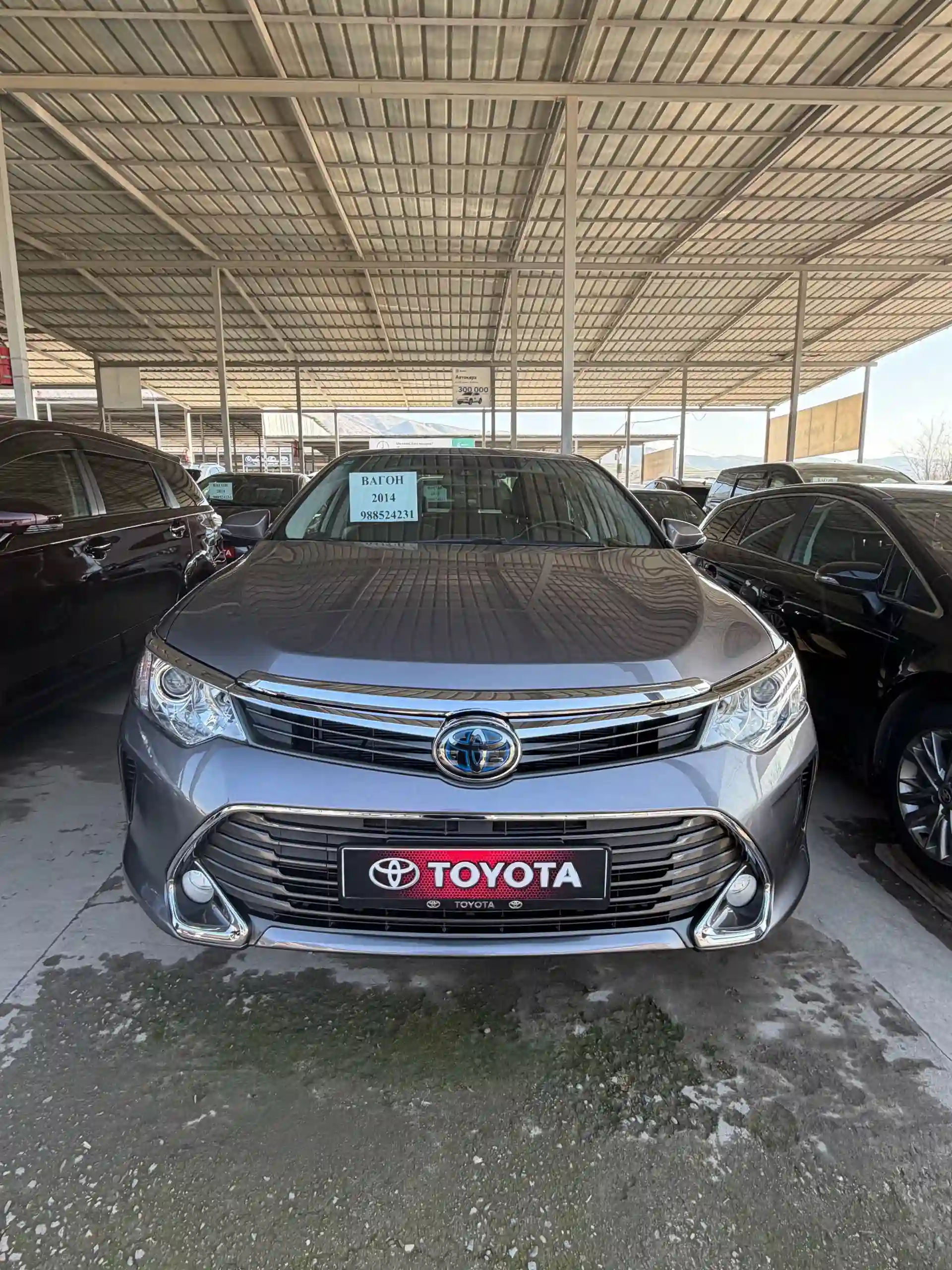 Toyota Camry 2014
