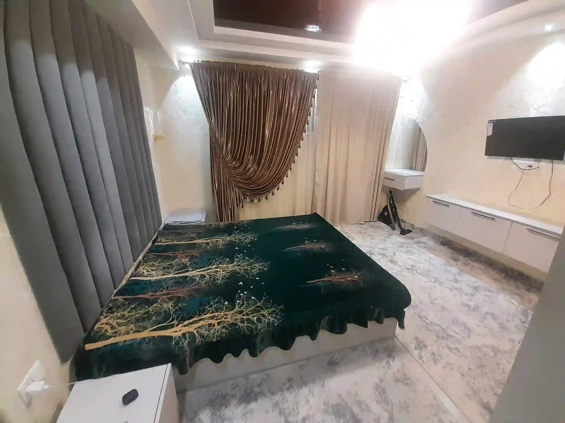 2-к квартира, Цокольный этаж, 98 м², 19мкр