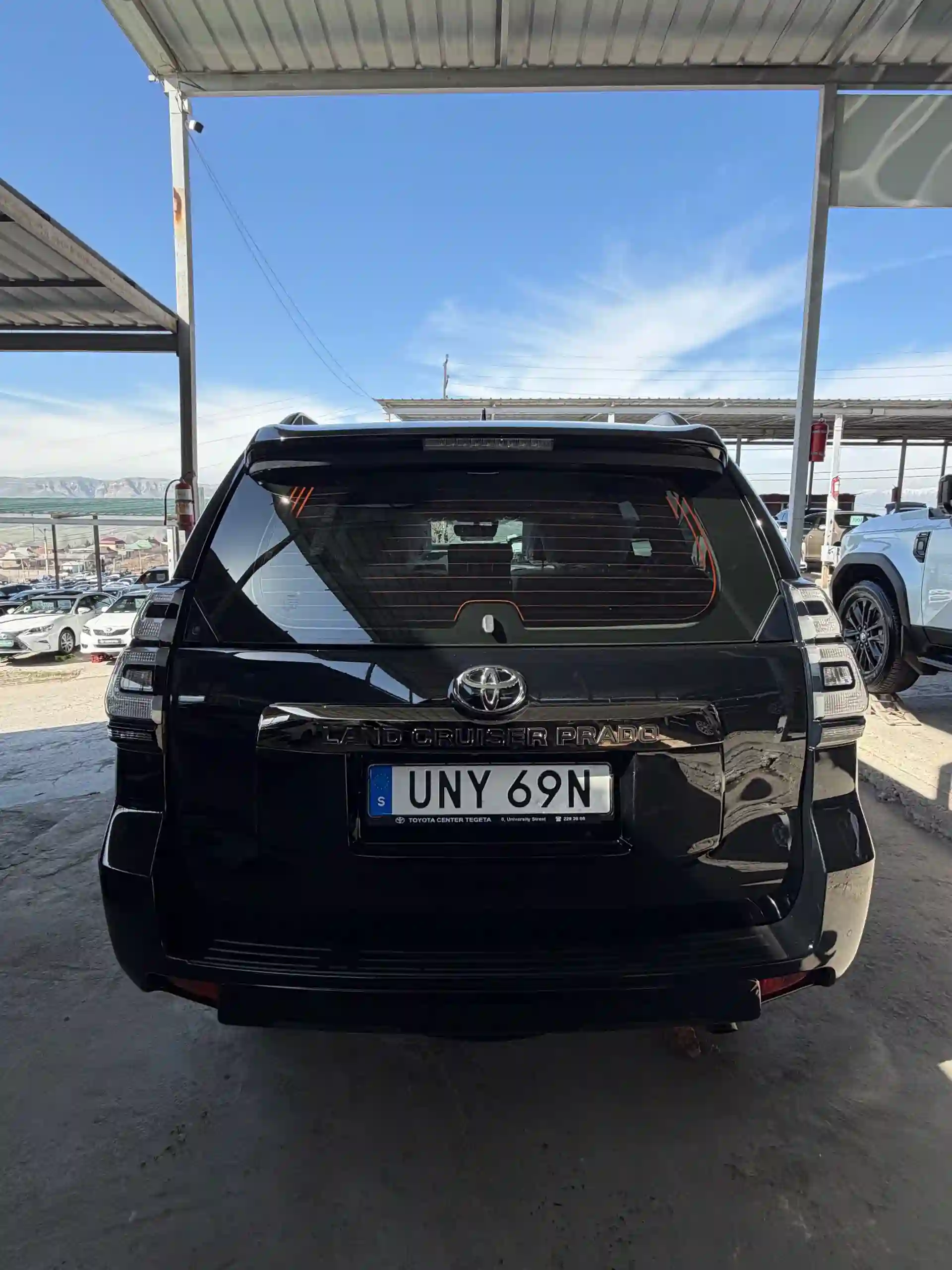Toyota Land cruiser prado 2023