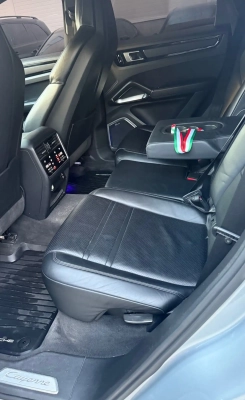 Porsche Cayenne 2021