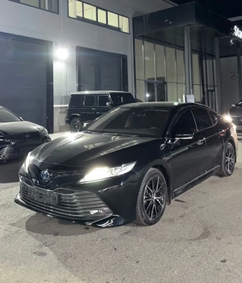 Toyota Camry 2018
