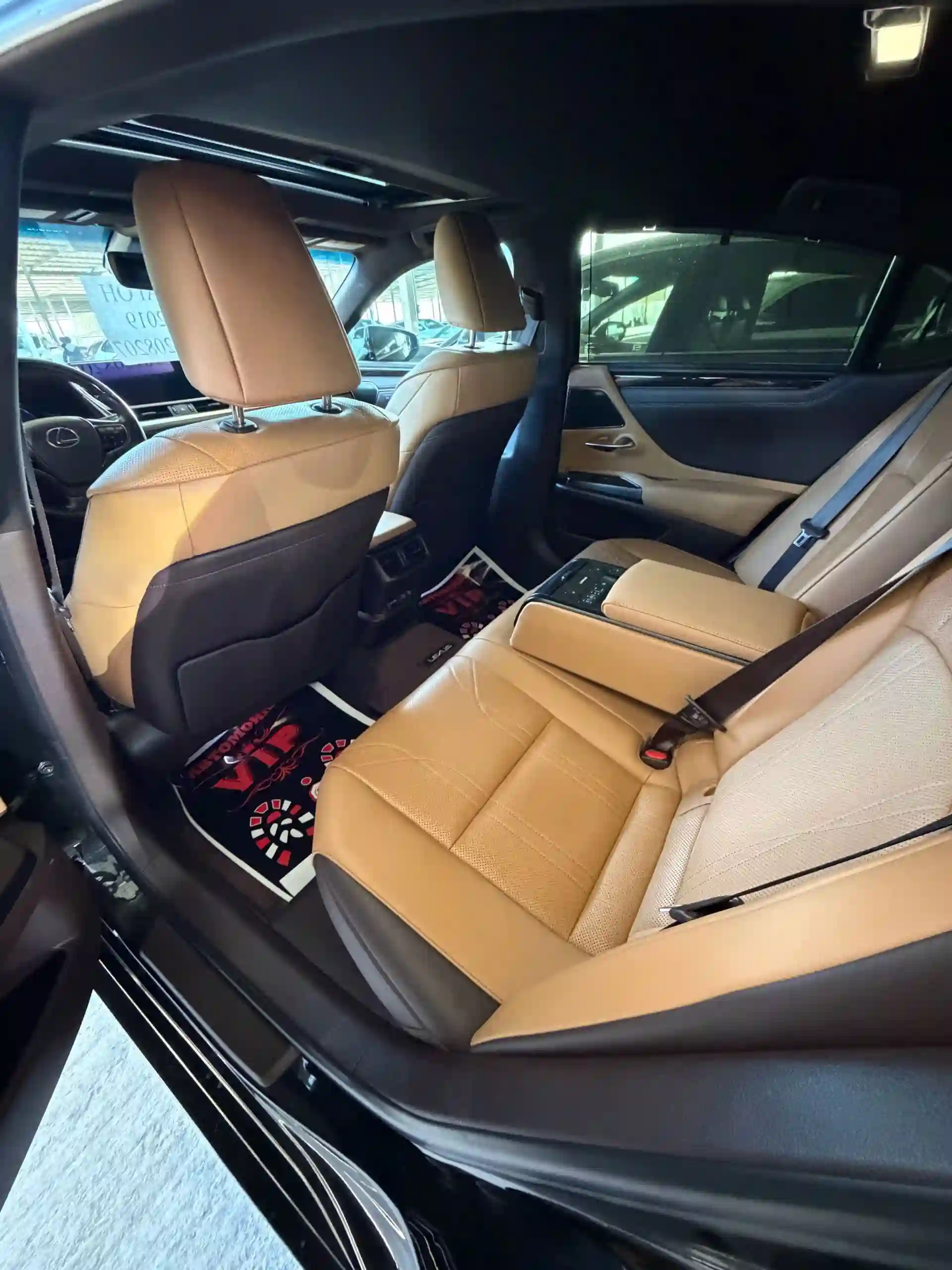 Lexus Es series 2019