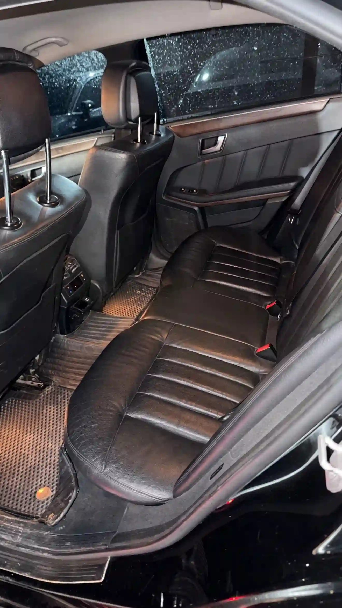 Mercedes-benz E class 2012