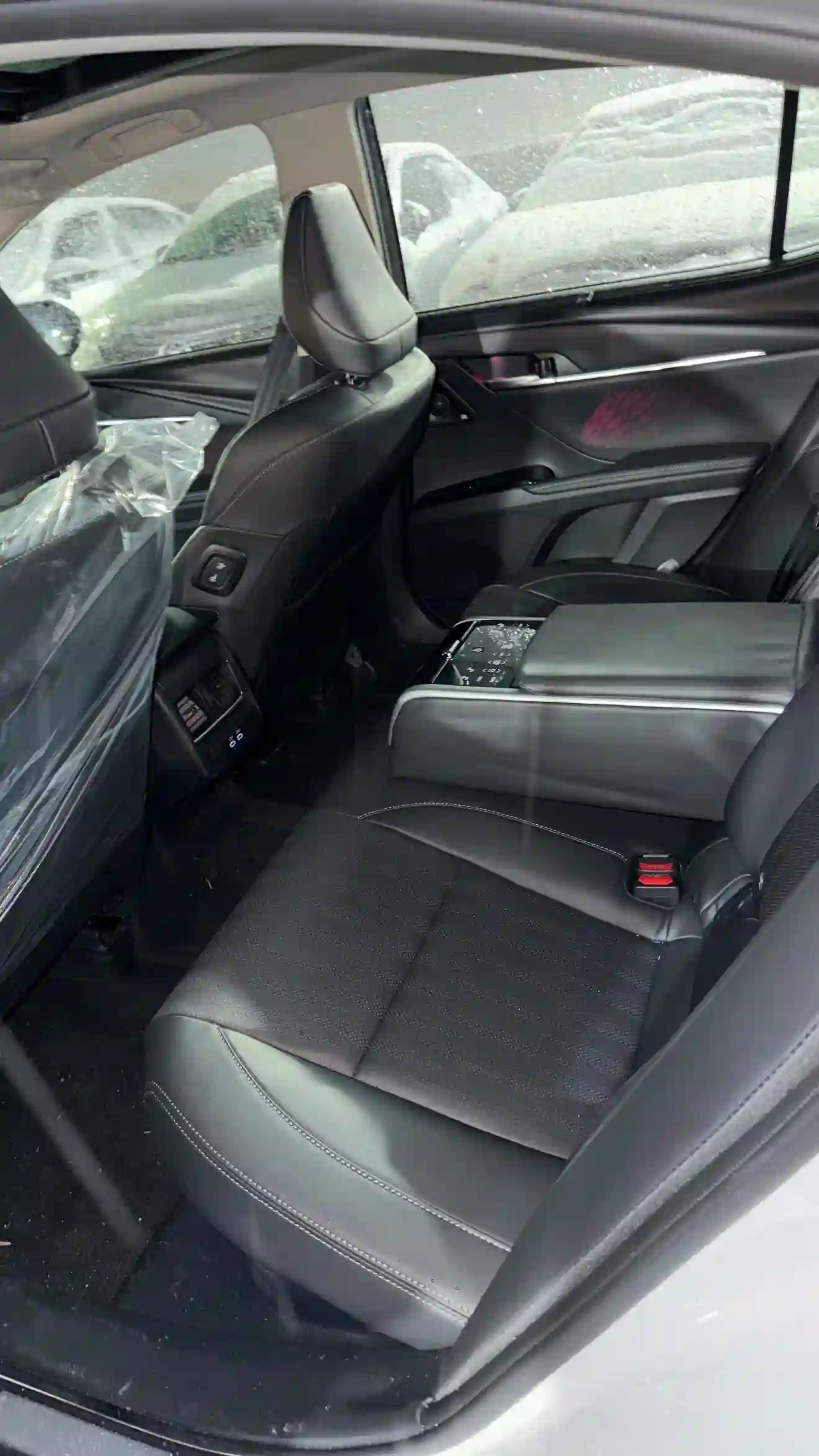 Toyota Camry 2025 — миниатюра 3