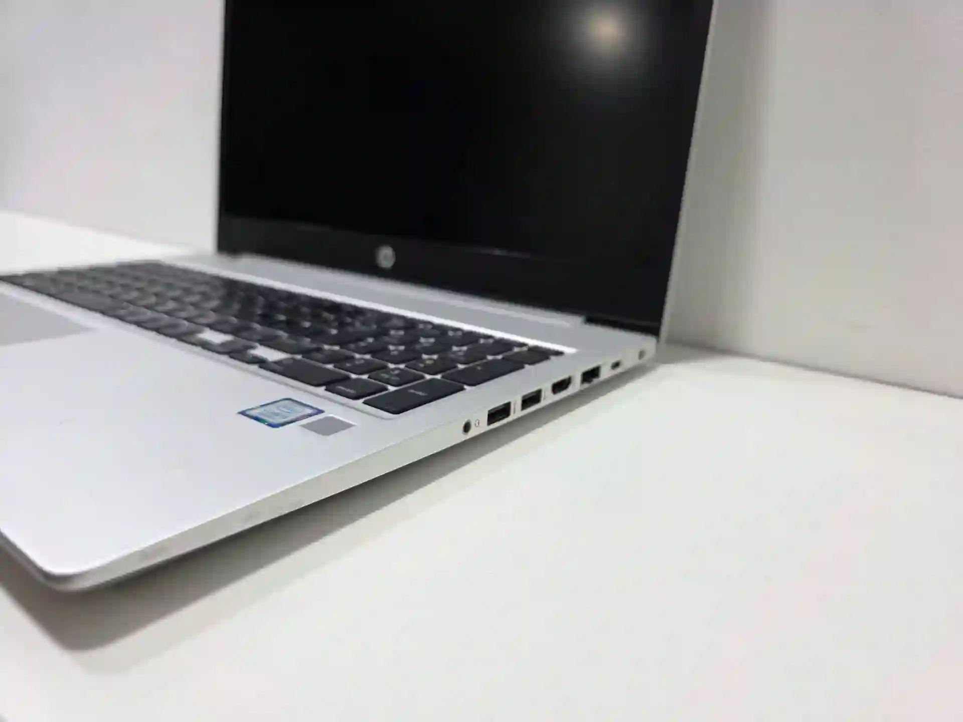 Hp Probook Core i5-8265U / 8GB / 256GB