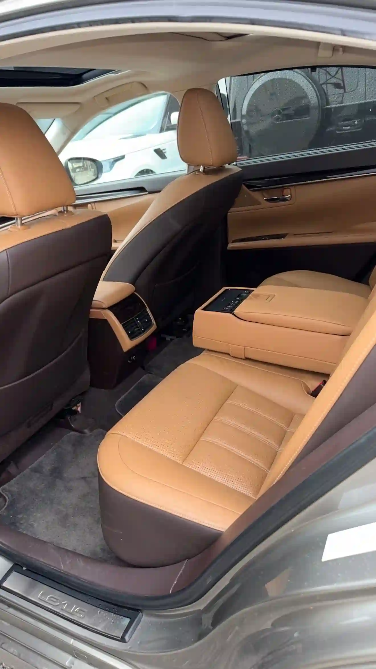 Lexus Es series 2016