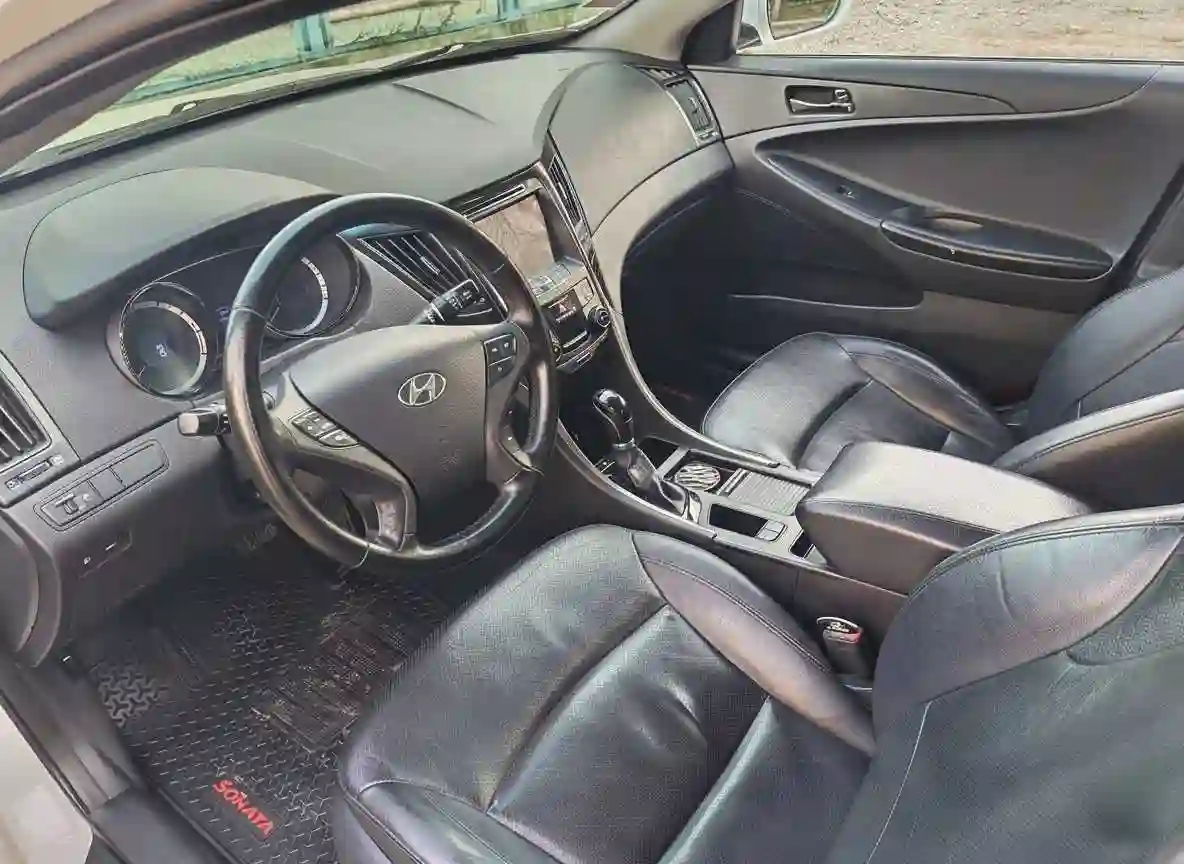 Hyundai Sonata 2014 — миниатюра 5