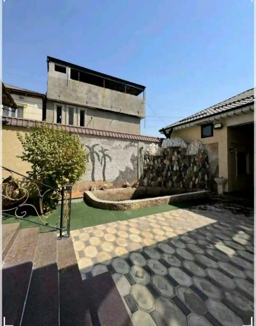 2 этажный, 8-комн. дом, 400 м², 4 соток, Фирдавси