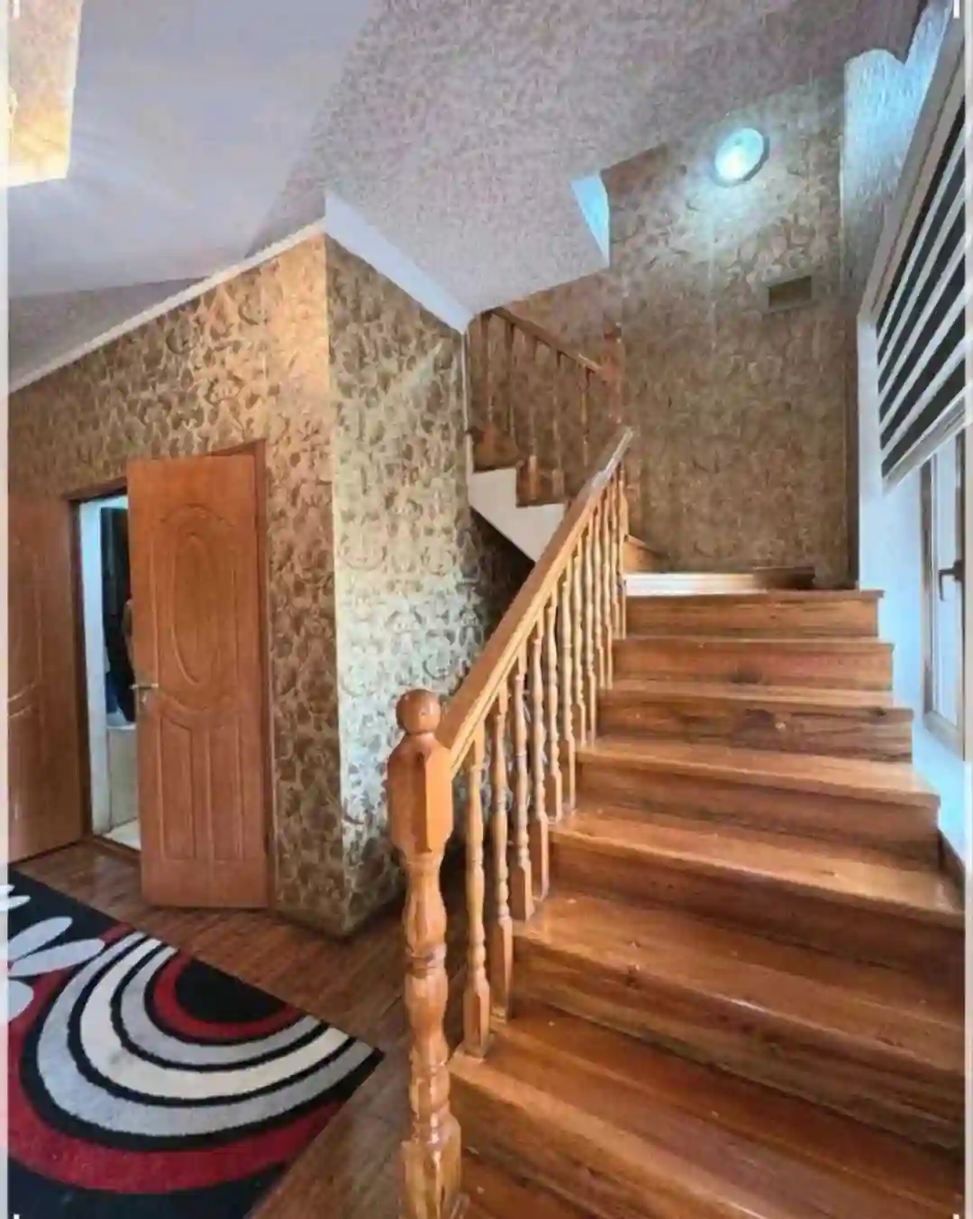 2 этажный, 6-комн. дом, 400 м², 4 соток, Фирдавси