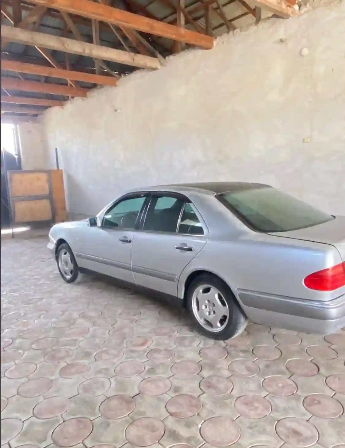 Mercedes-benz E class 1996