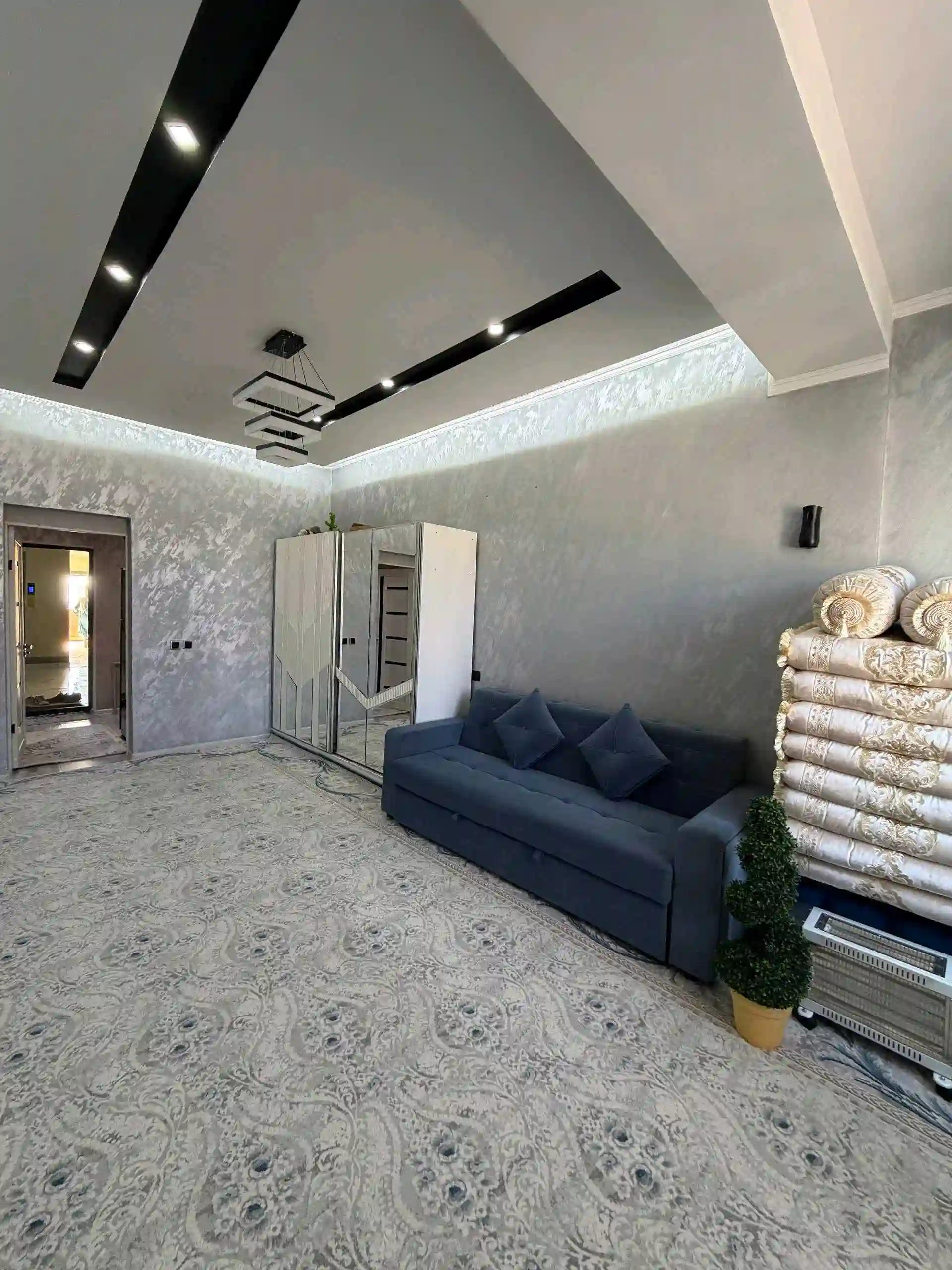 3-к квартира, 11 этаж, 50 м², Шохмансур