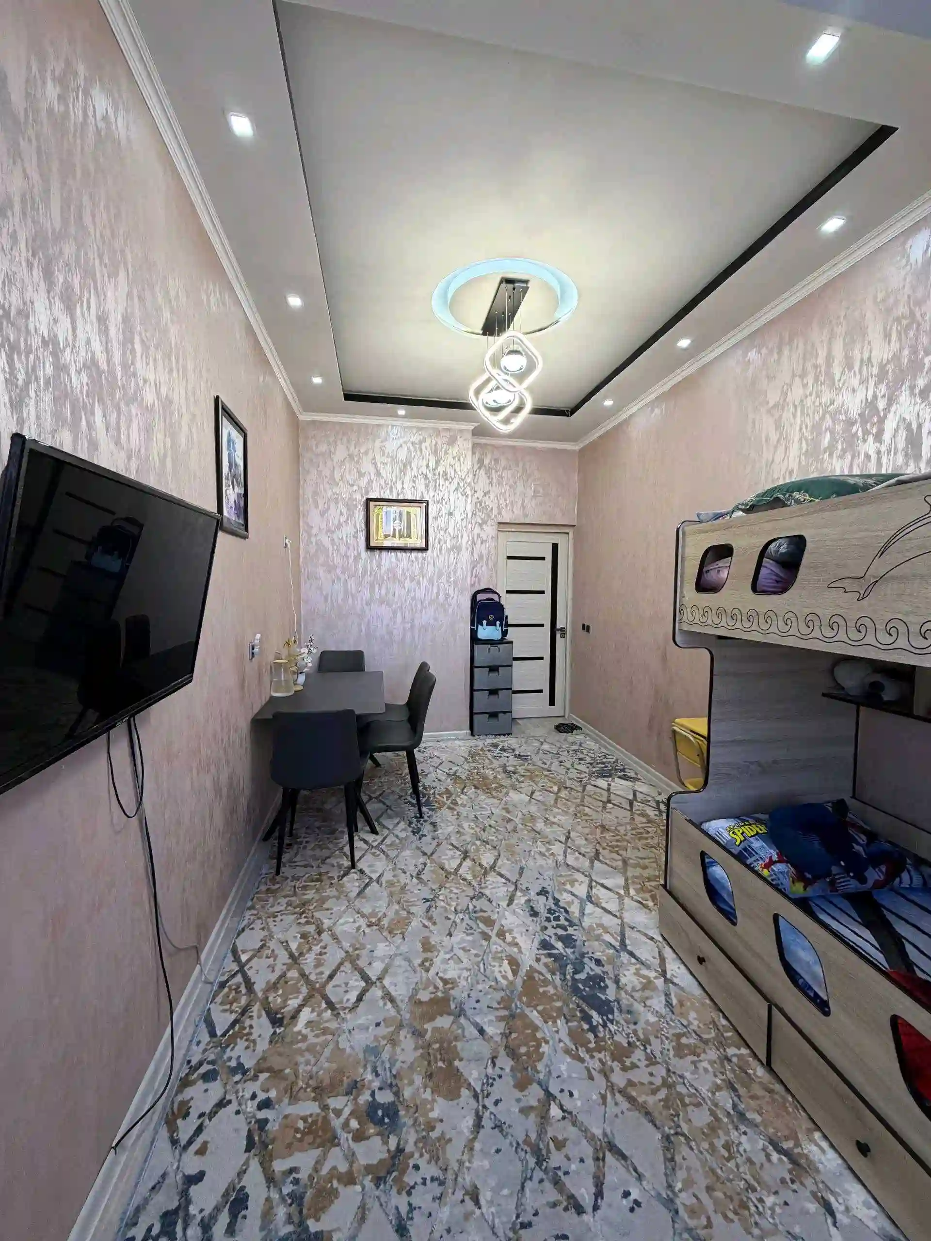 3-к квартира, 11 этаж, 50 м², Шохмансур