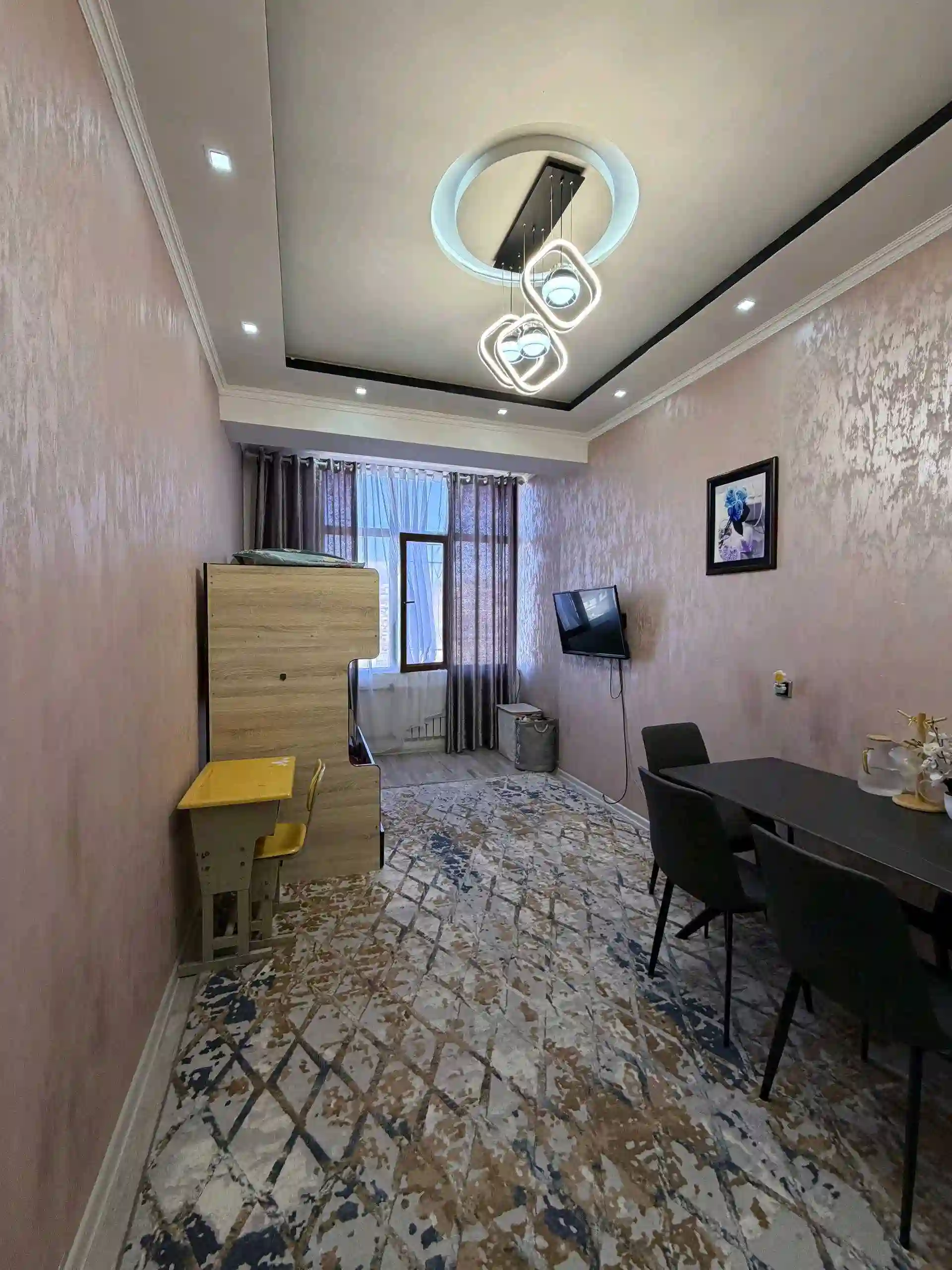 3-к квартира, 11 этаж, 50 м², Шохмансур
