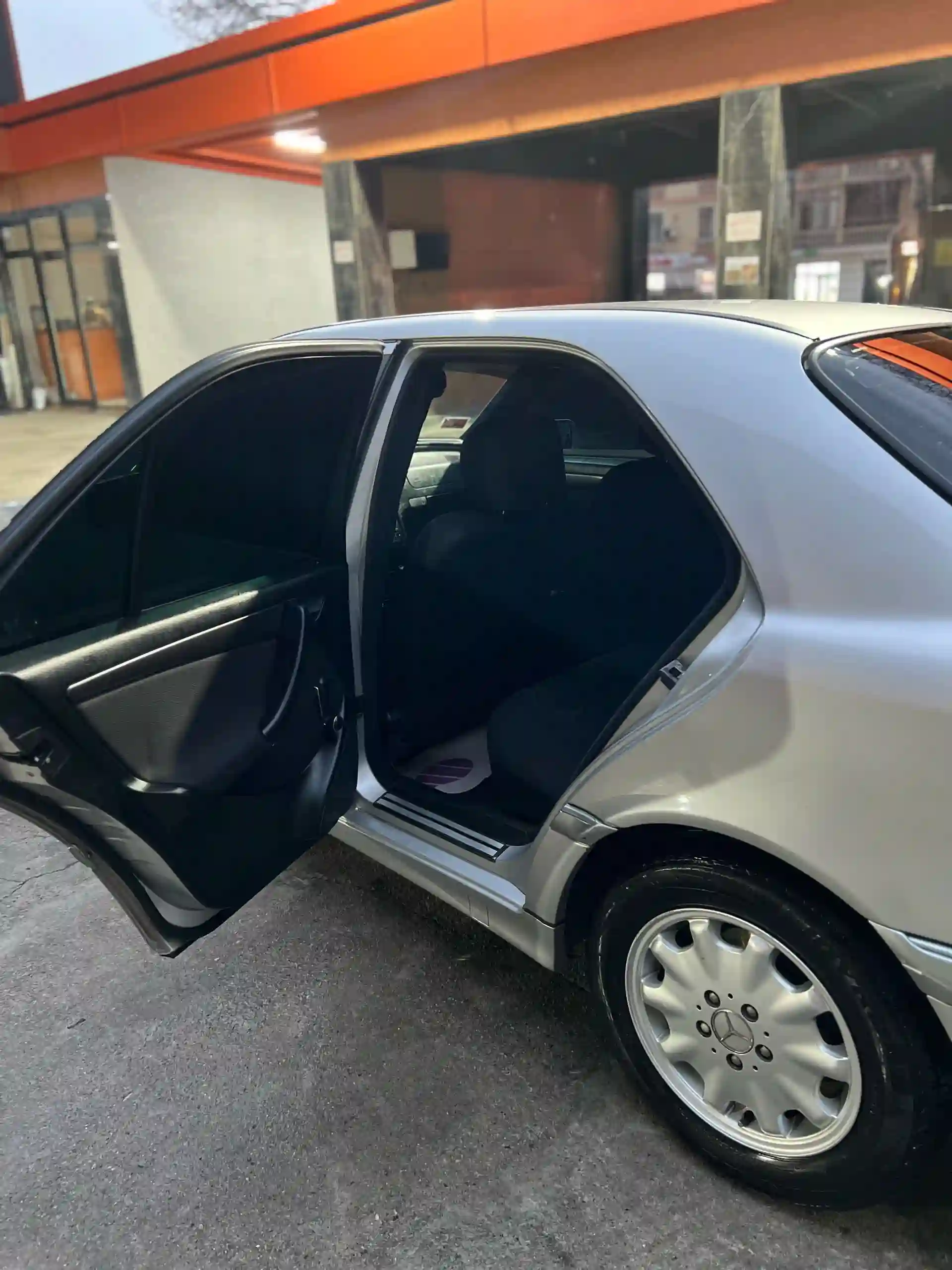 Mercedes-benz C class 2000