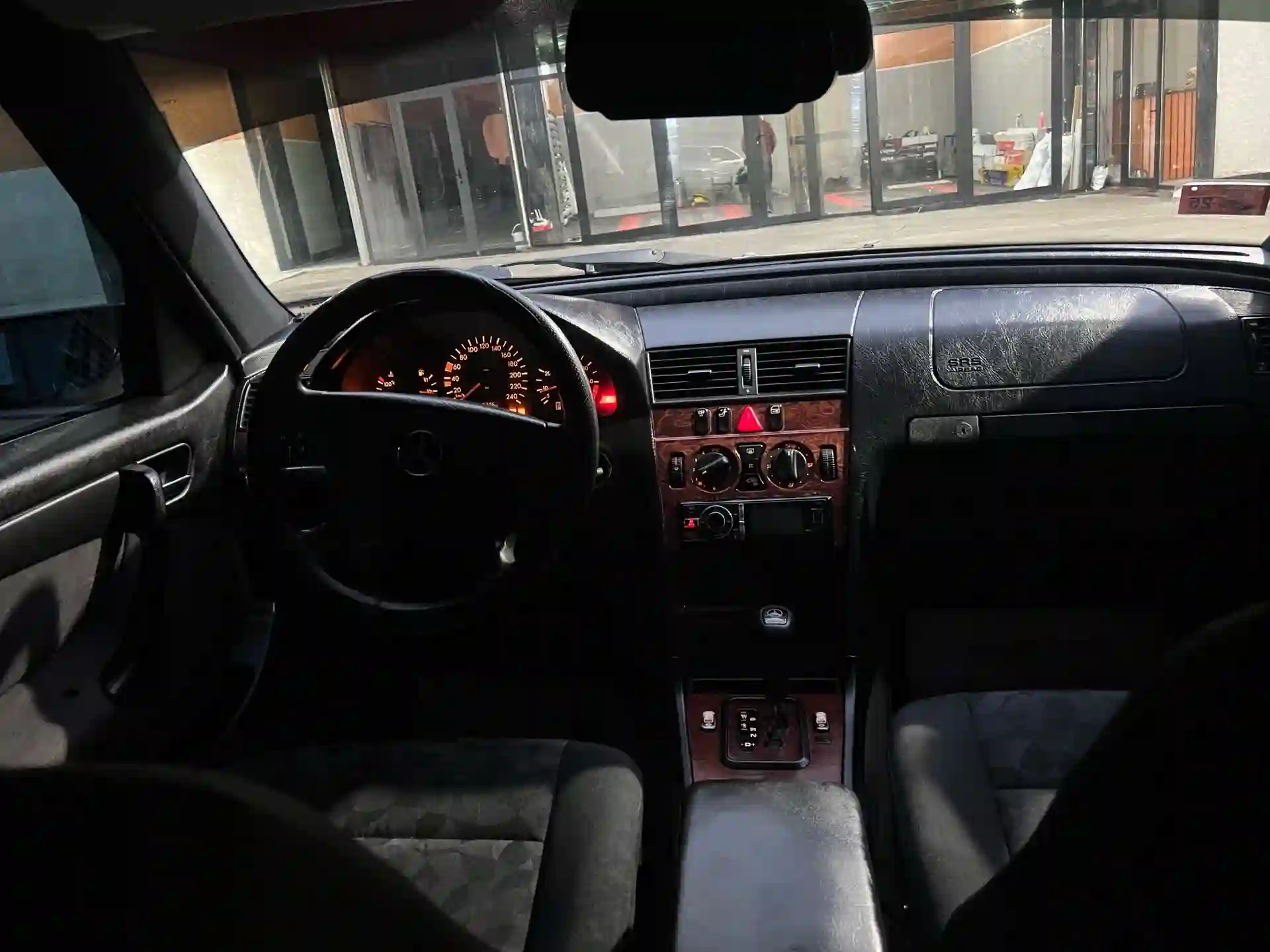 Mercedes-benz C class 2000