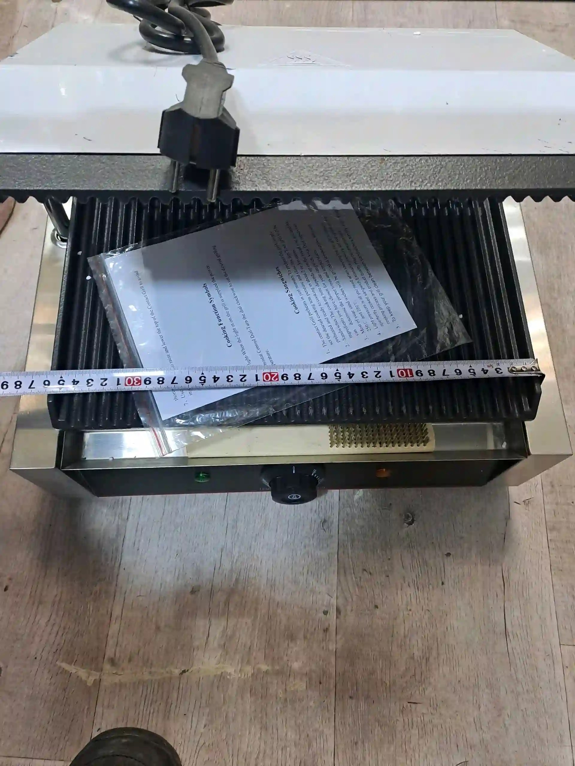 Тостер средний размер 