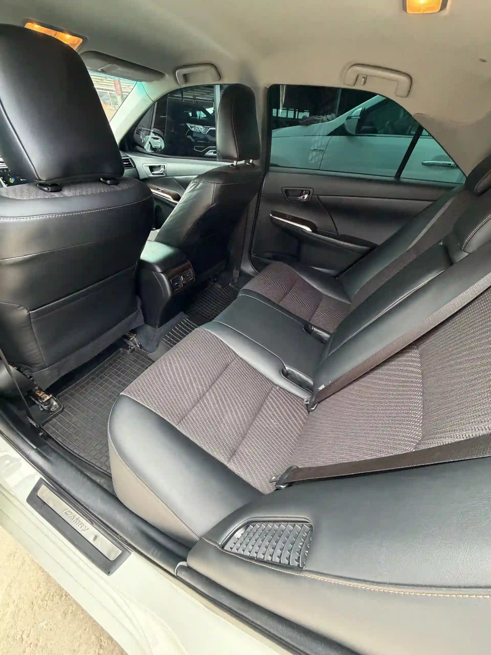 Toyota Camry 2016