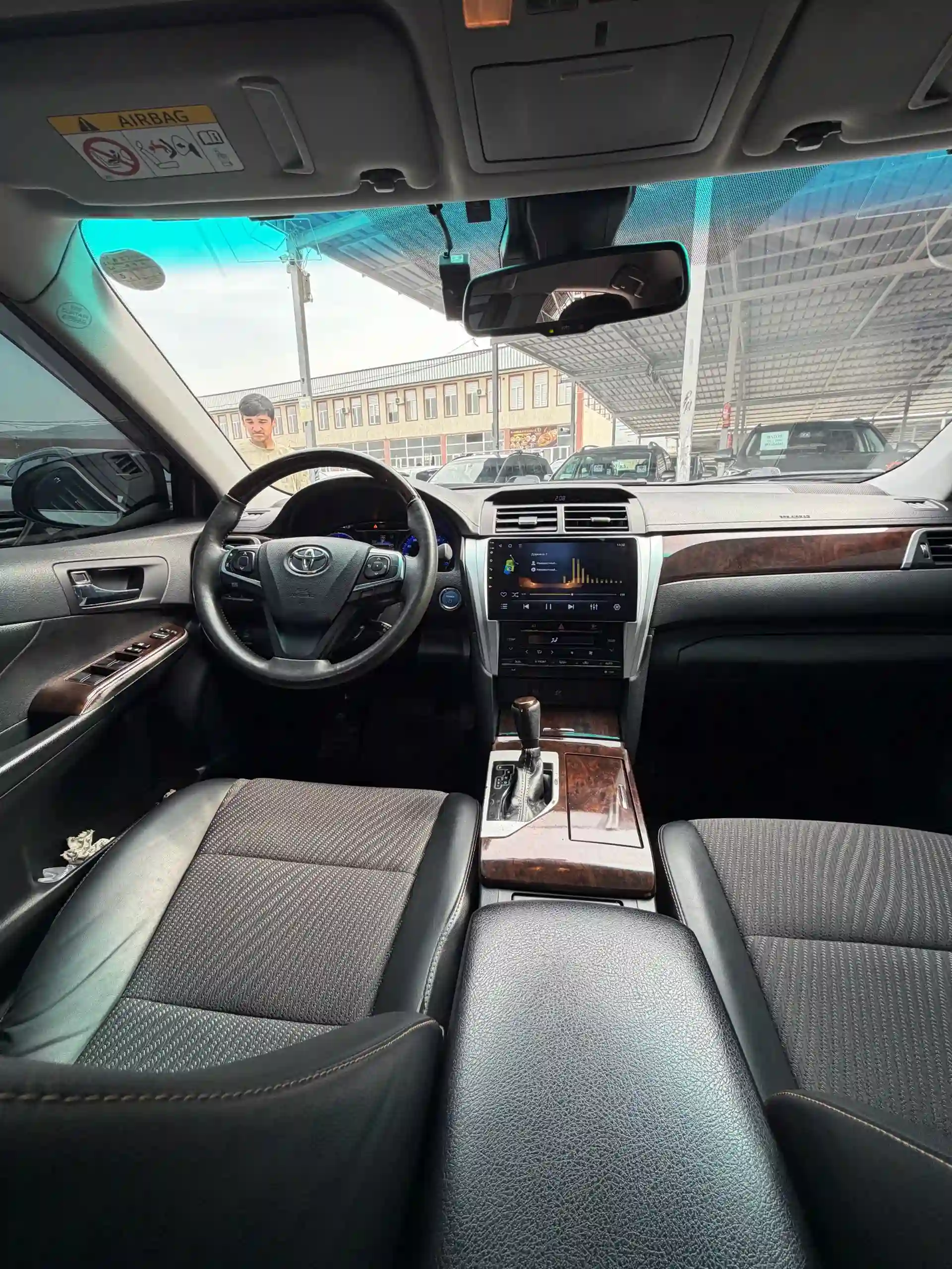 Toyota Camry 2016