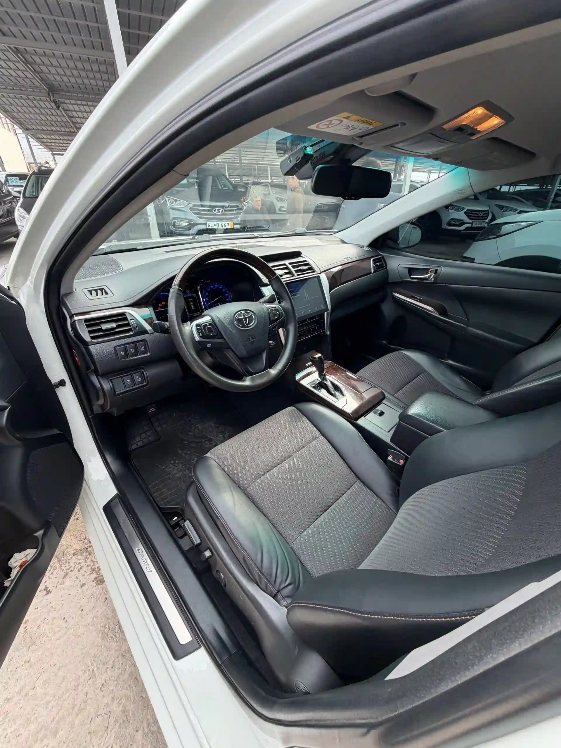 Toyota Camry 2016