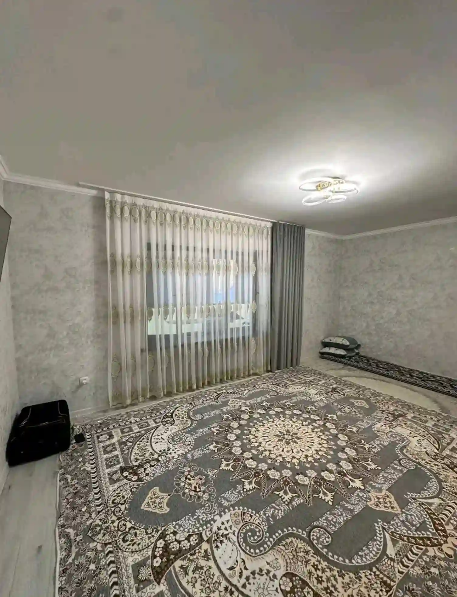 3-к квартира, 8 этаж, 66 м², И.Сомони