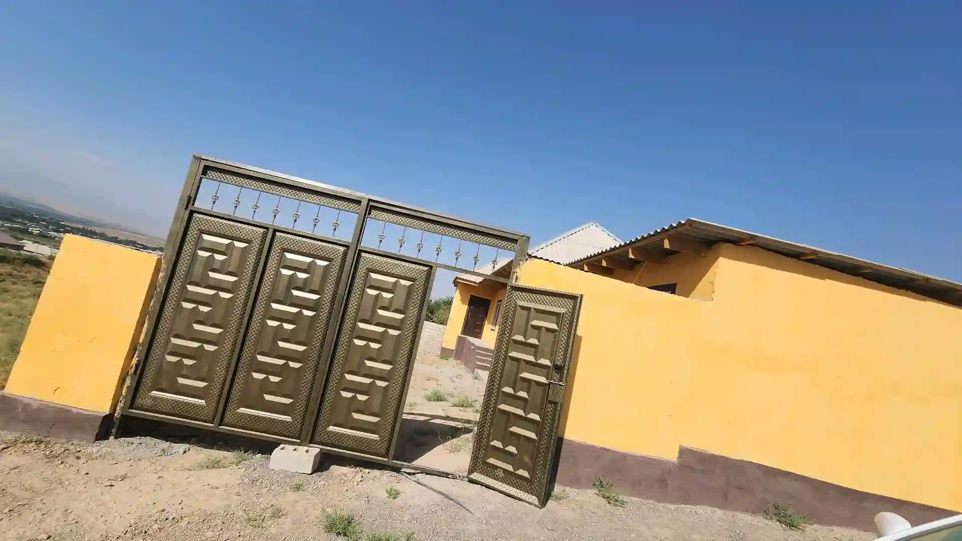 1 этажный, 3-комн. дом, 50 м², 2 соток, гиссар