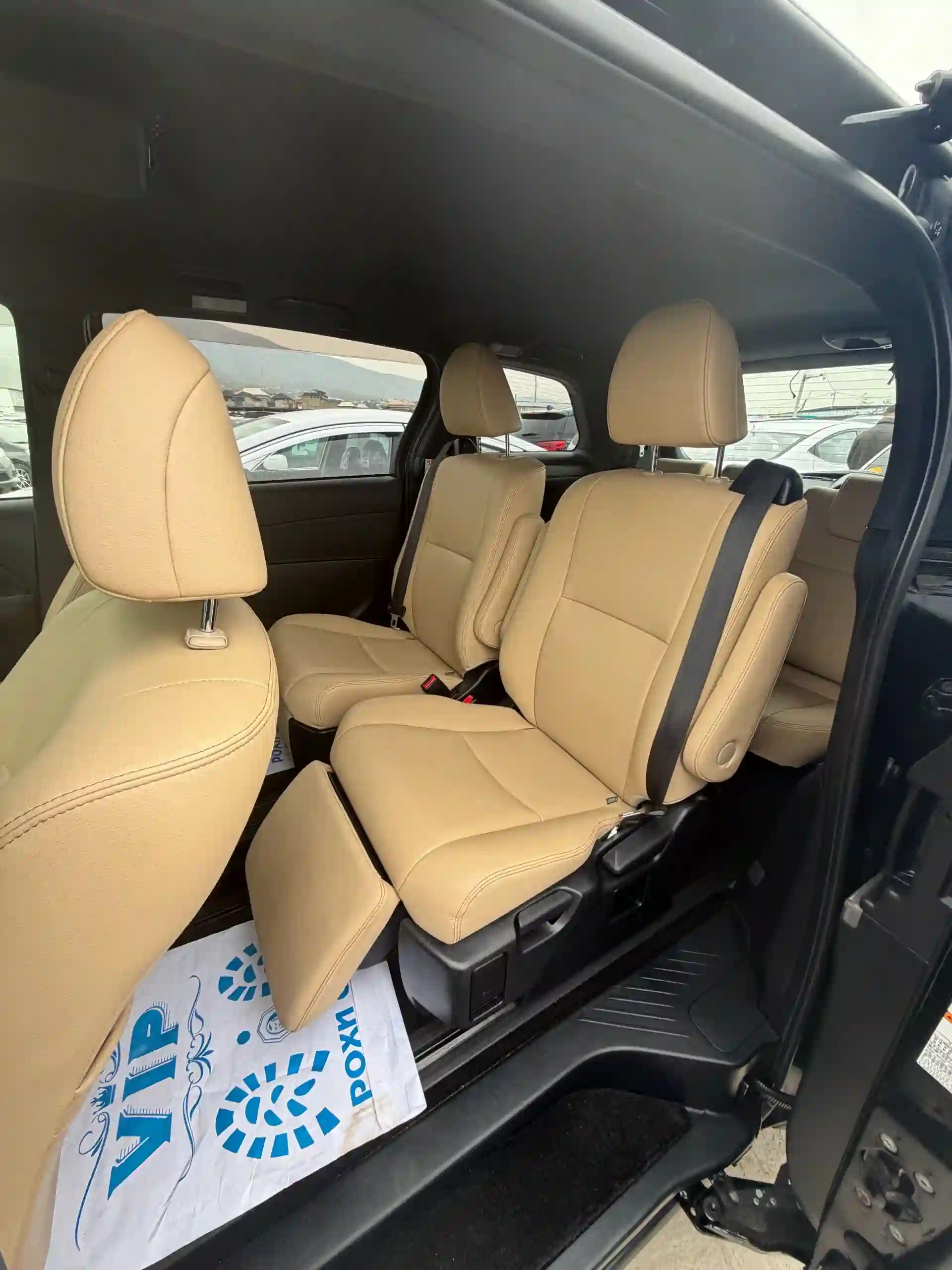 Toyota Estima 2014