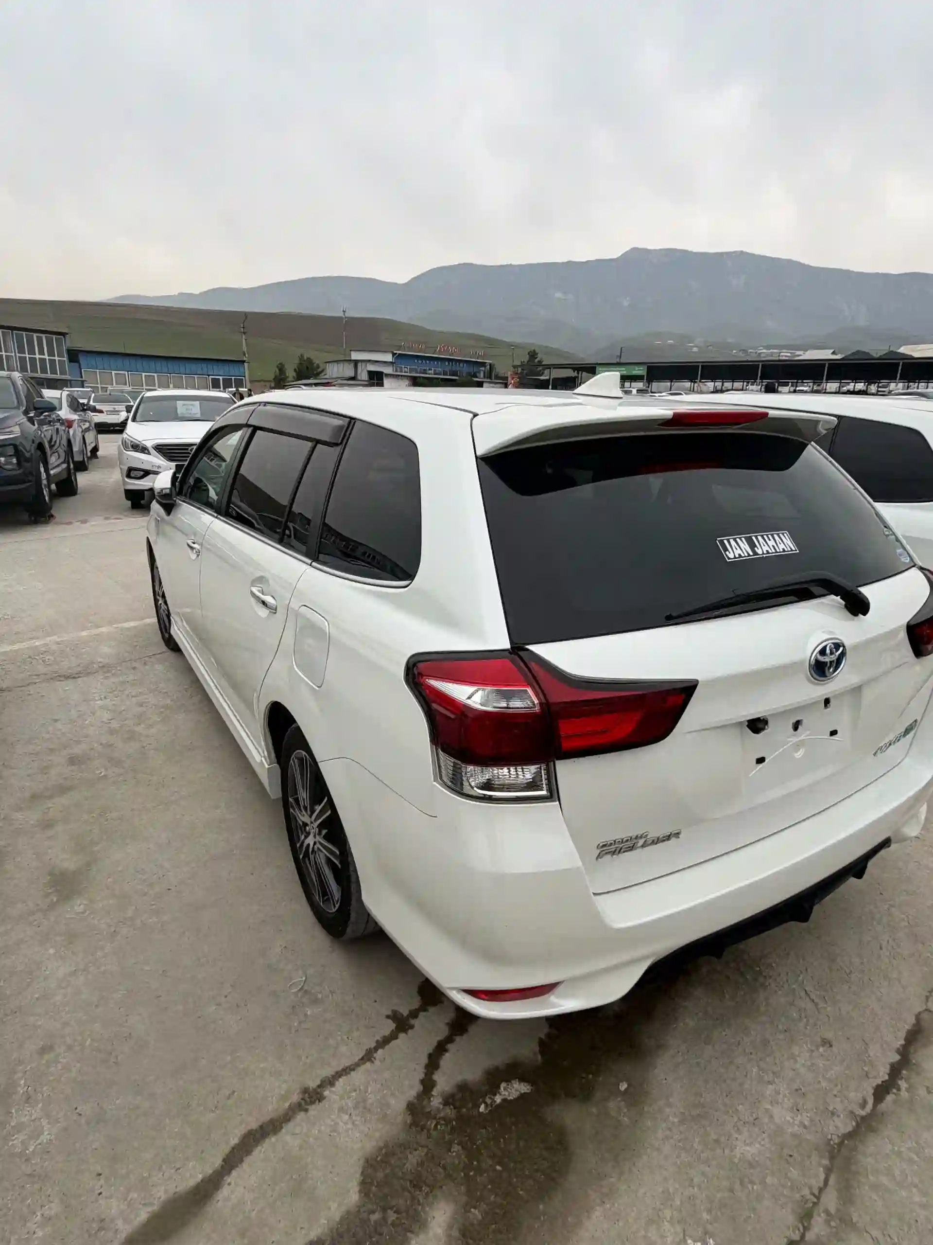 Toyota Fielder 2016 — миниатюра 4