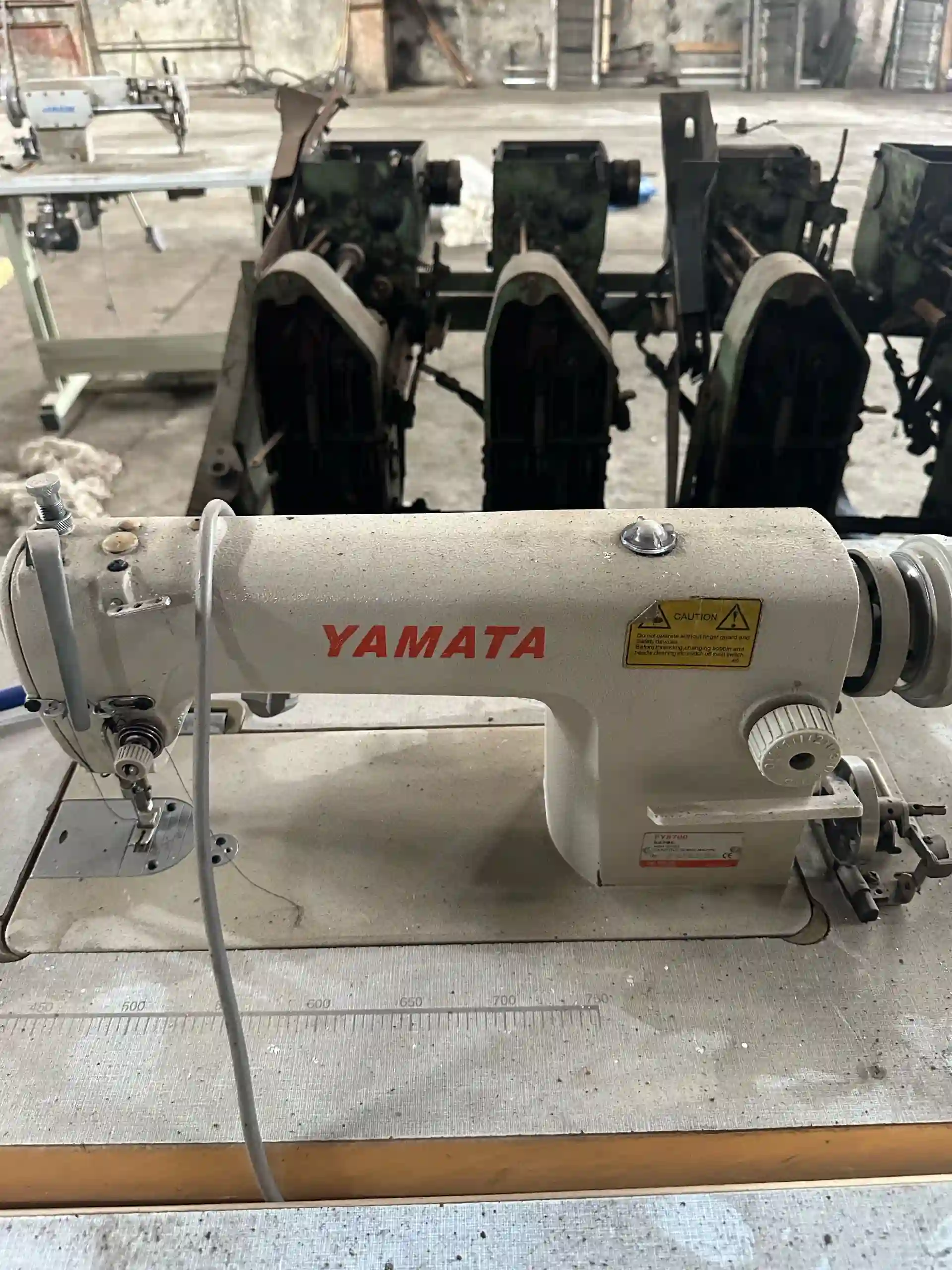 Швейная машина Yamata