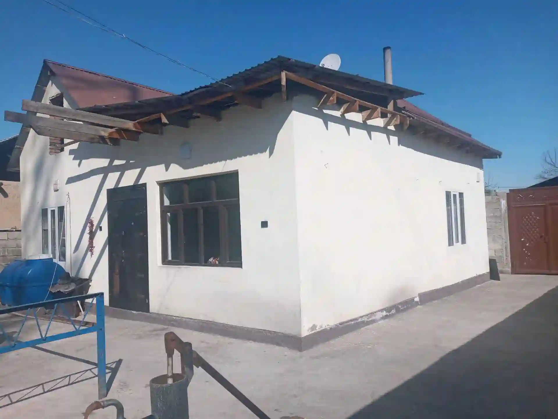 1 этажный, 7-комн. дом, 117 м², 4 соток, 4 соток, н.Фирдавси махалаи Дарёобод.