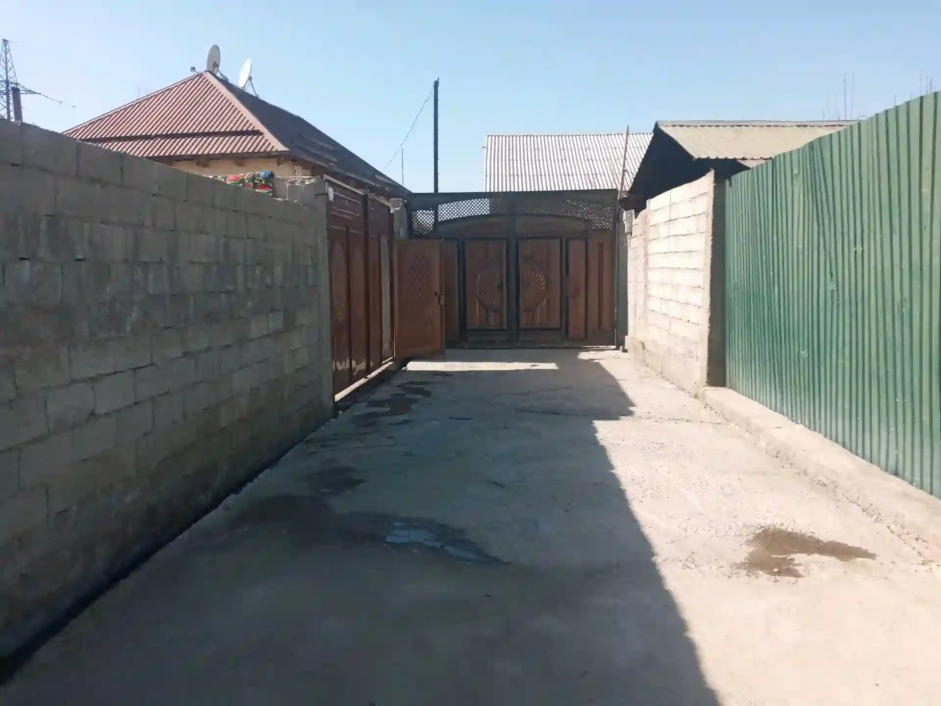 1 этажный, 7-комн. дом, 117 м², 4 соток, 4 соток, н.Фирдавси махалаи Дарёобод.