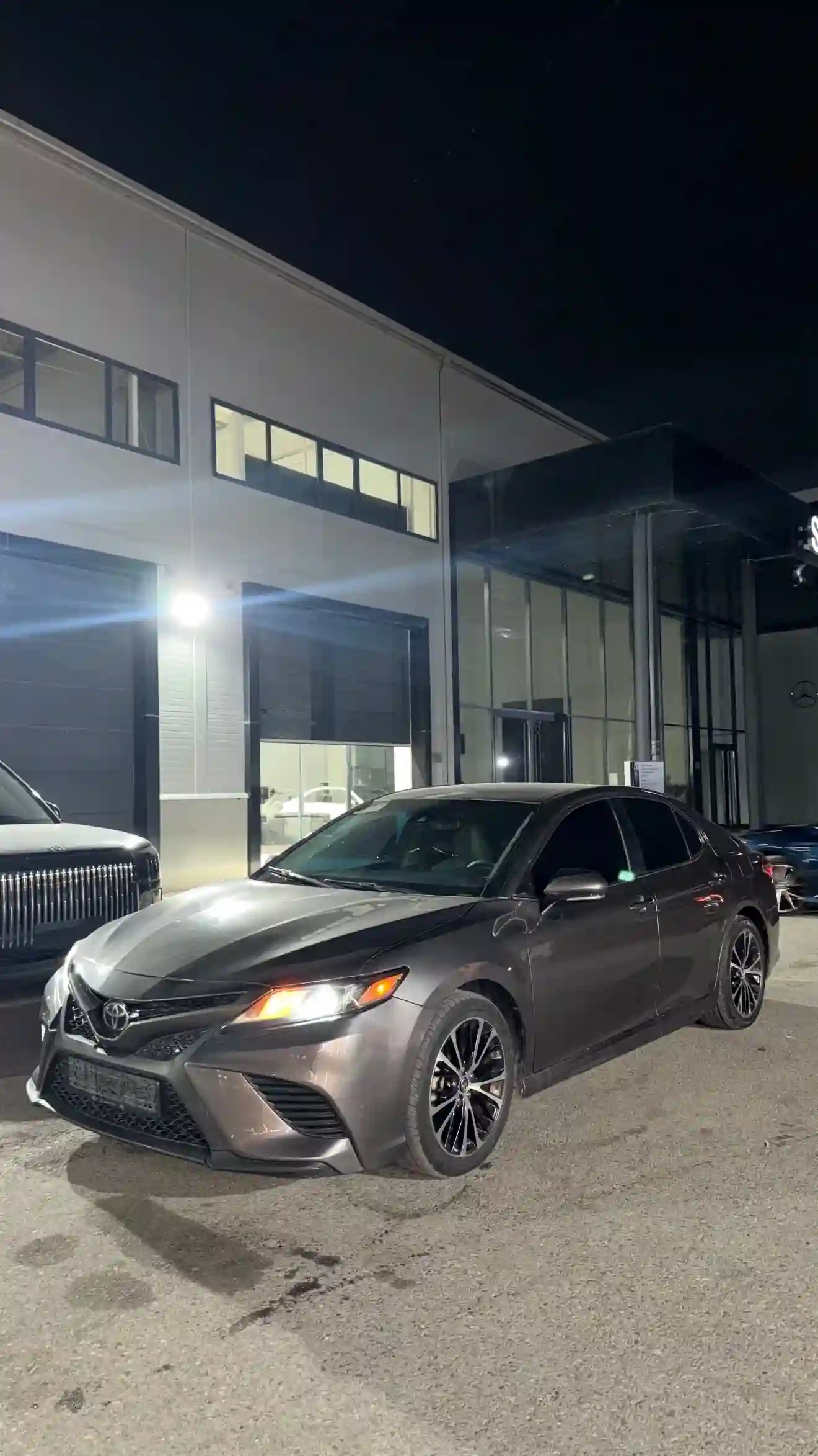 Toyota Camry 2018 — миниатюра 2
