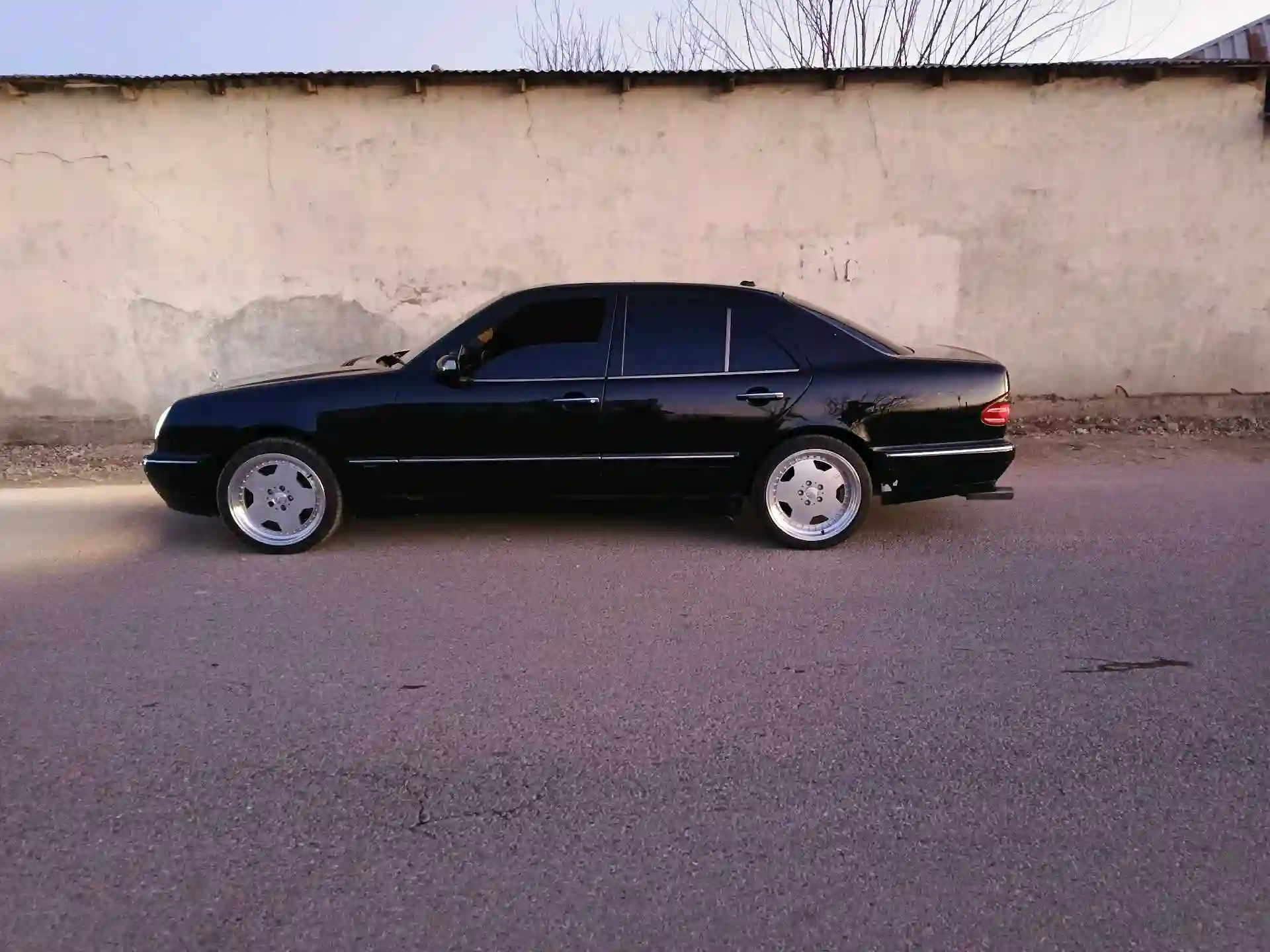 Mercedes-benz E class 2002