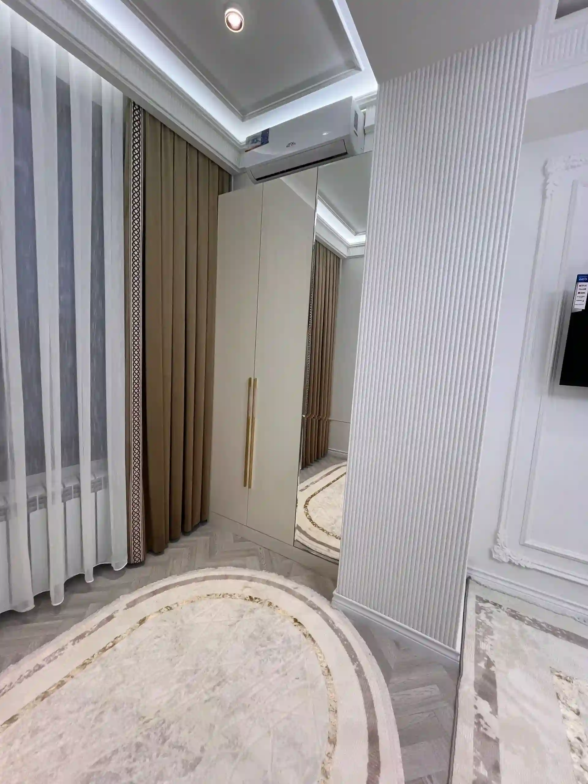 4-к квартира, 15 этаж, 107 м², Шохмансур
