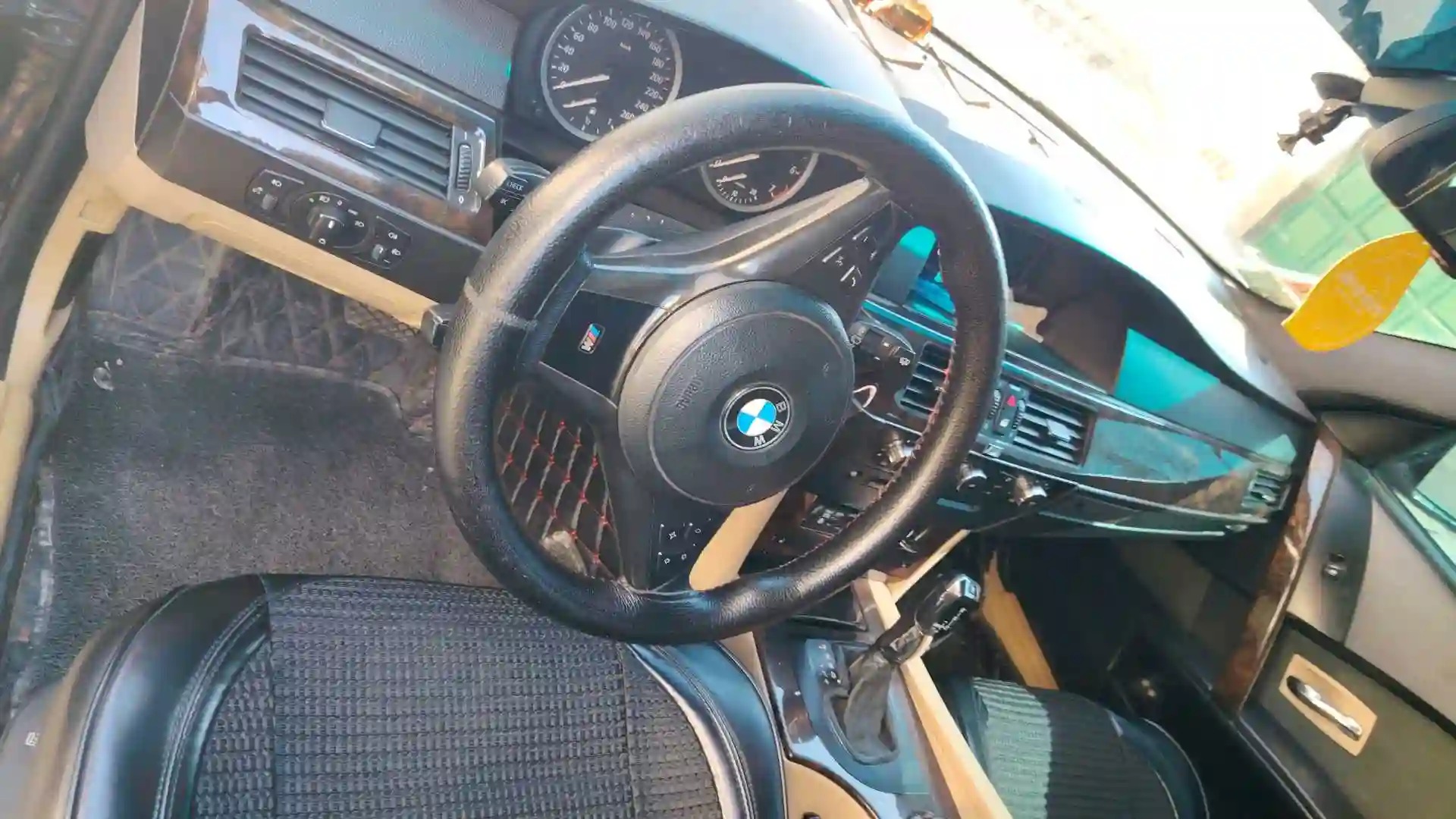BMW M5 2005 — миниатюра 3