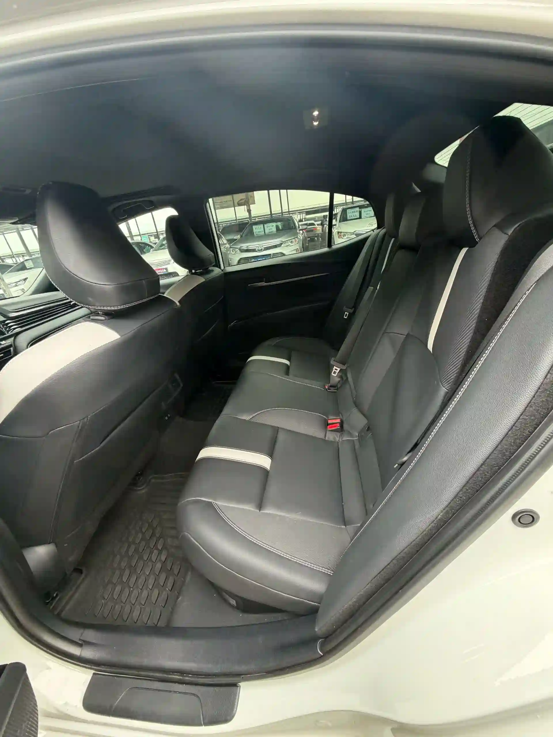 Toyota Camry 2025 — миниатюра 4