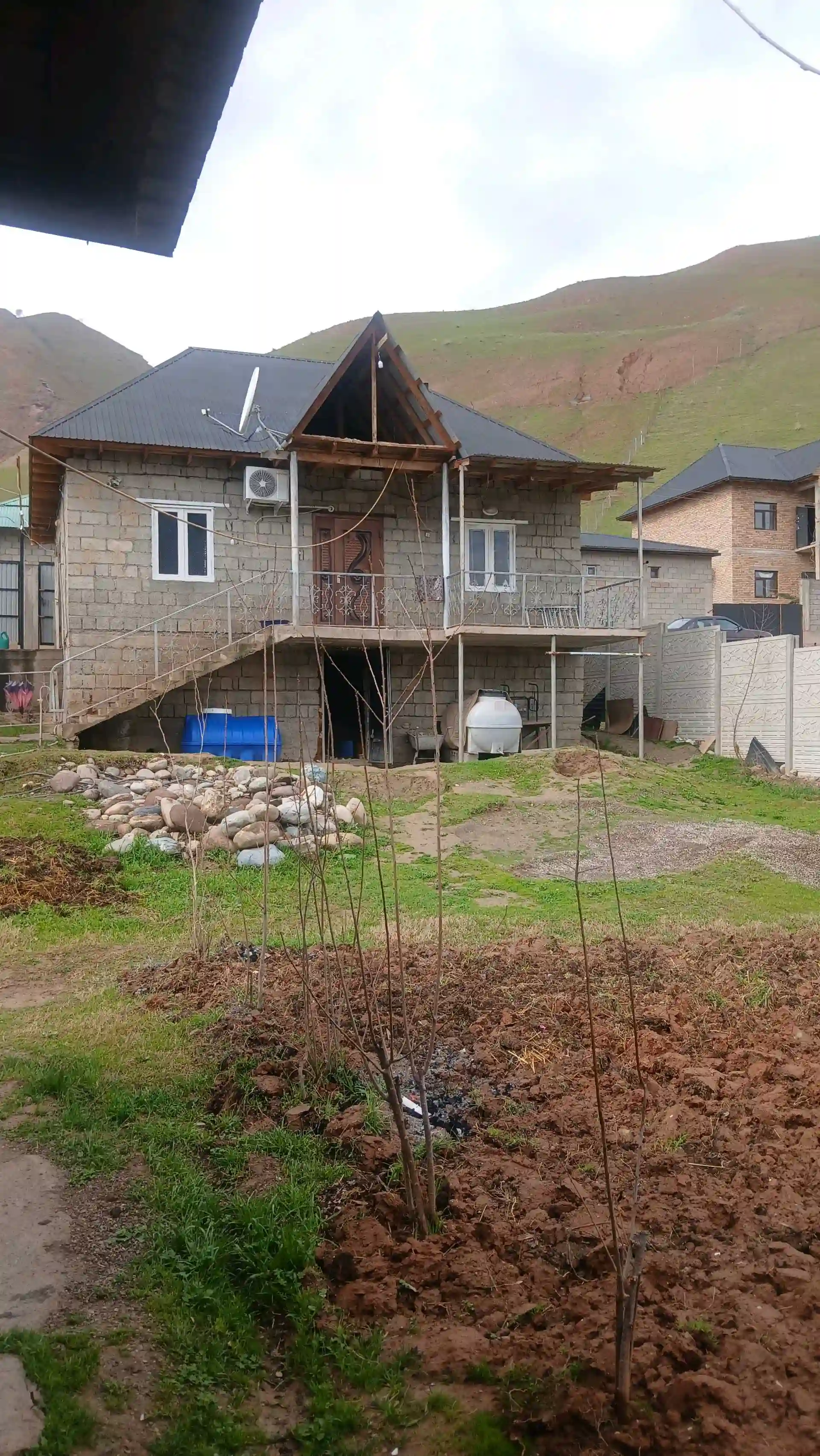 1 этажный, 3-комн. дом, 100 м², 45 соток, дехаи чал чал