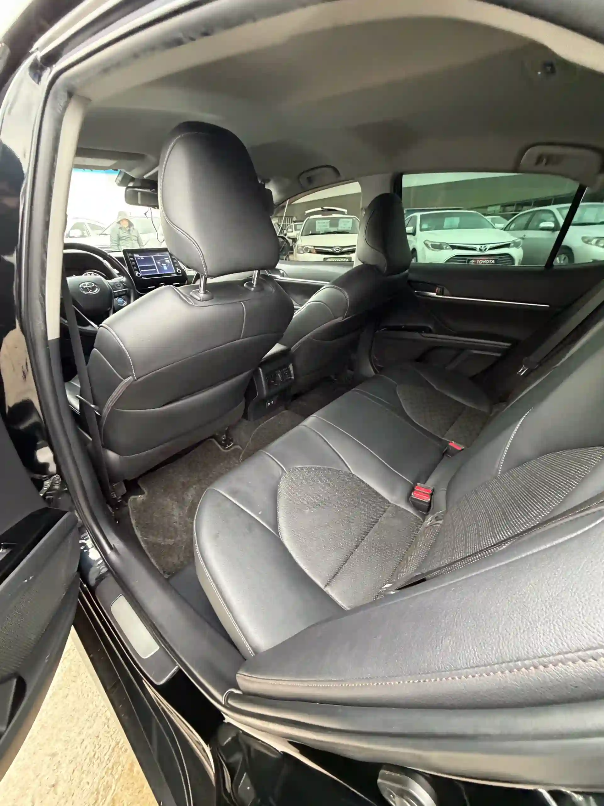 Toyota Camry 2018 — миниатюра 5