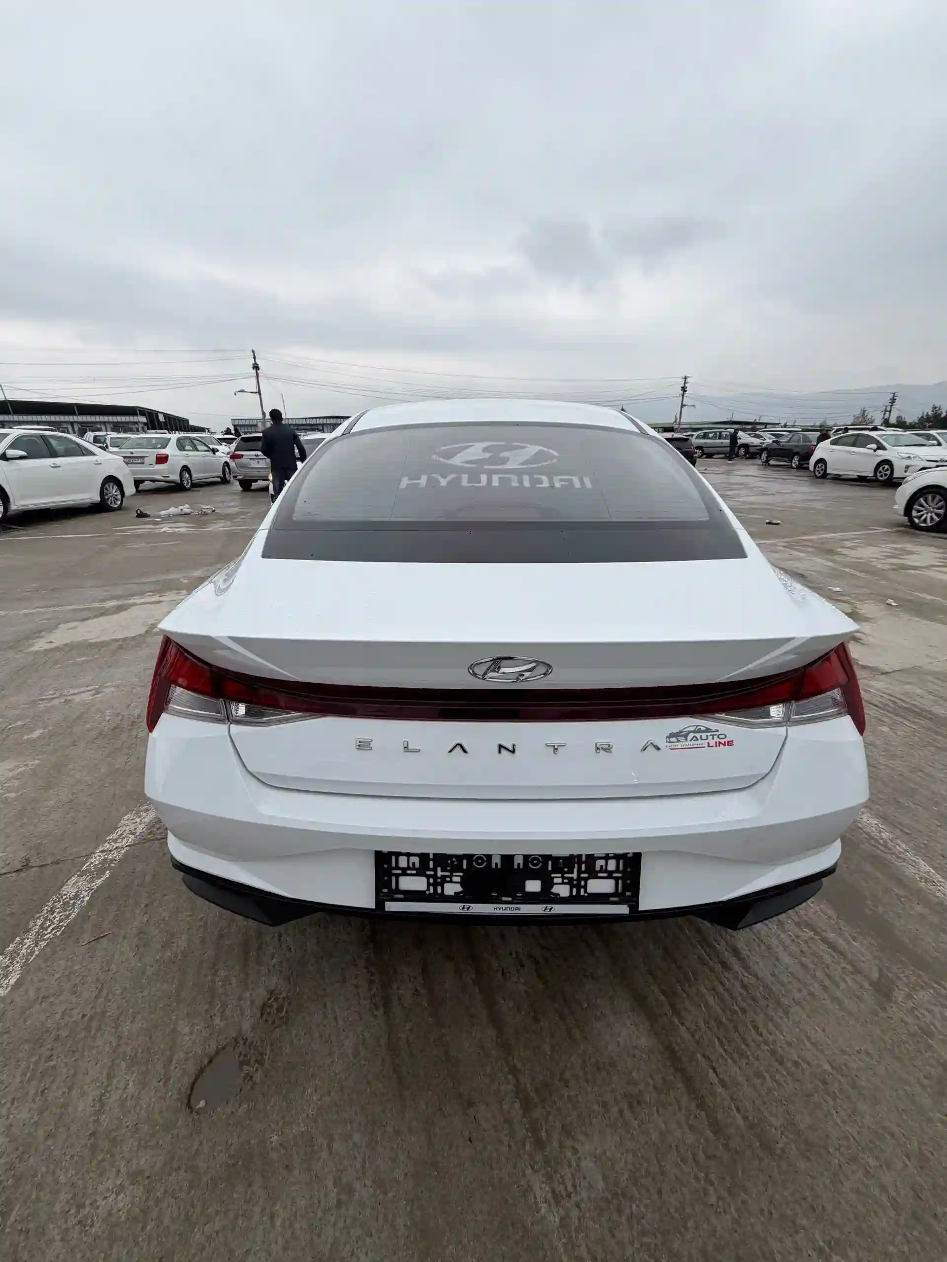Hyundai Elantra 2022