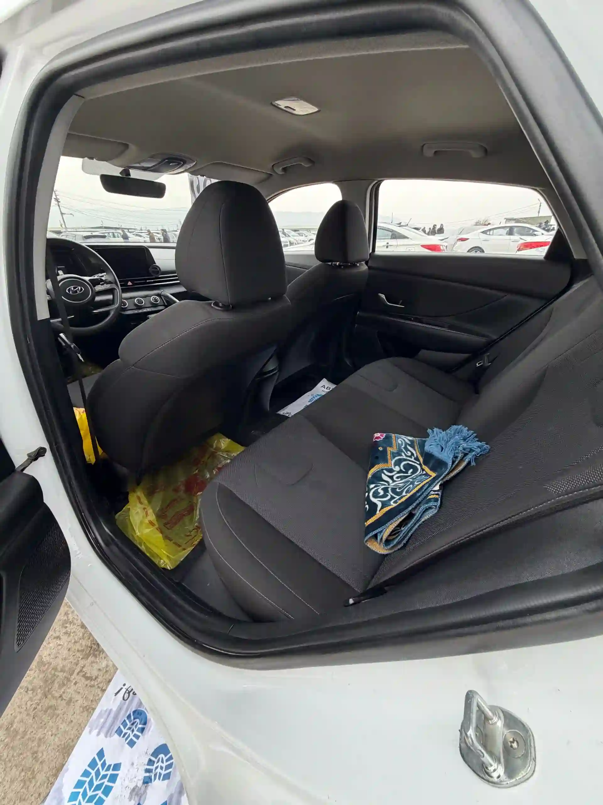 Hyundai Elantra 2022